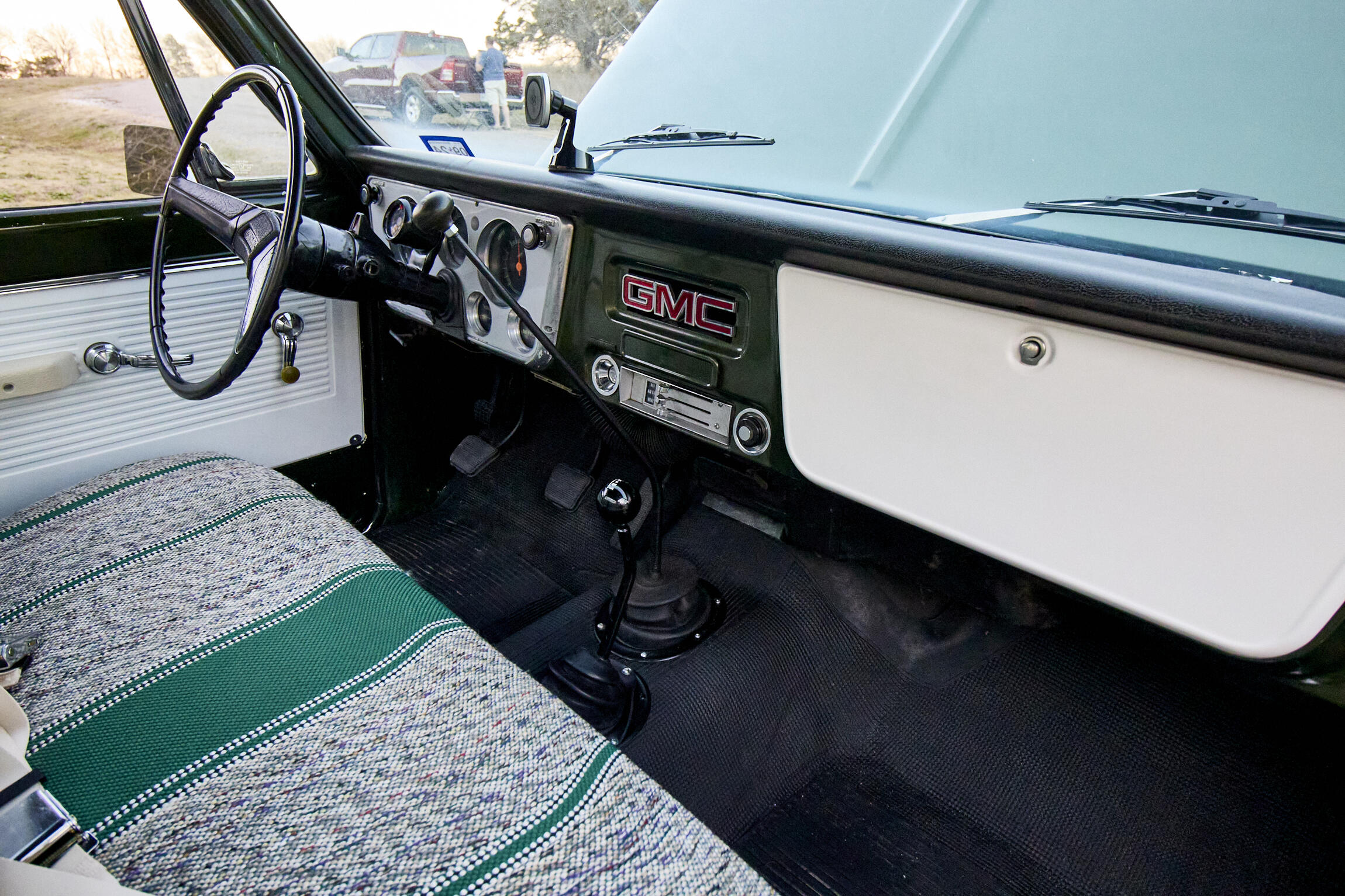 Sold: 1972 GMC 2500 Super Custom 4x4