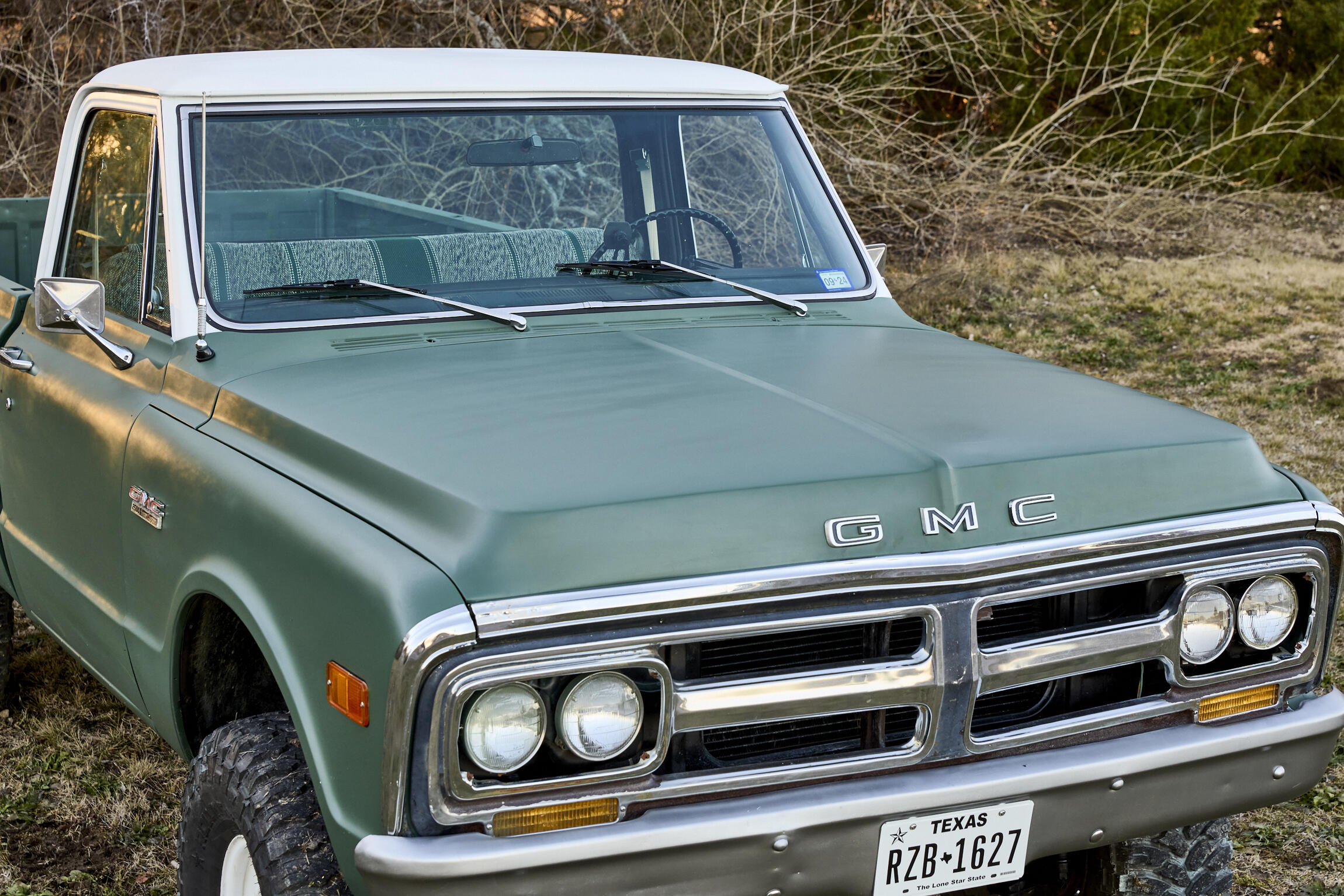 Sold: 1972 GMC 2500 Super Custom 4x4