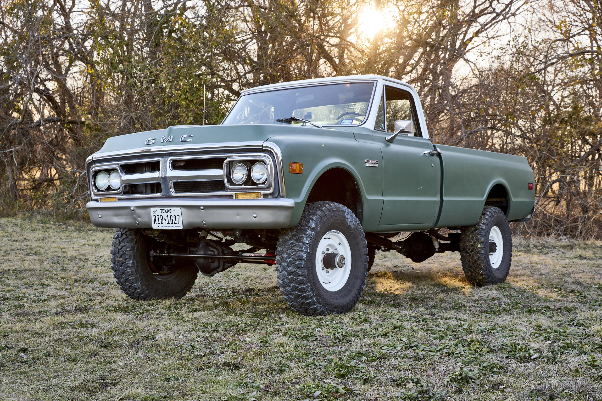 Sold: 1972 GMC 2500 Super Custom 4x4