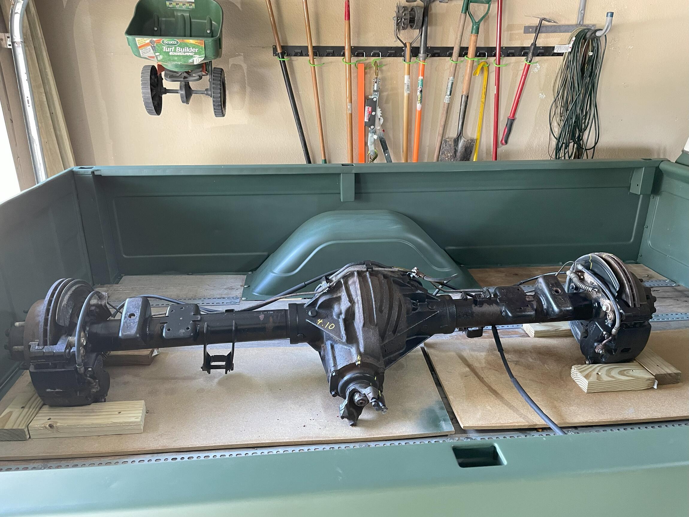 Sold: 1972 GMC 2500 Super Custom 4x4