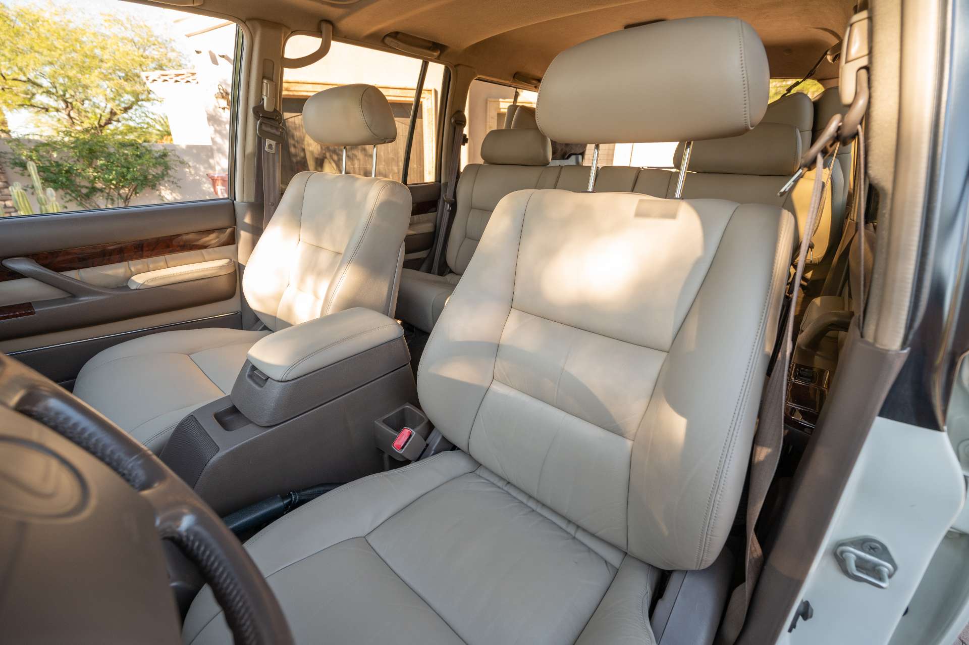 Sold: 1997 Lexus LX 450