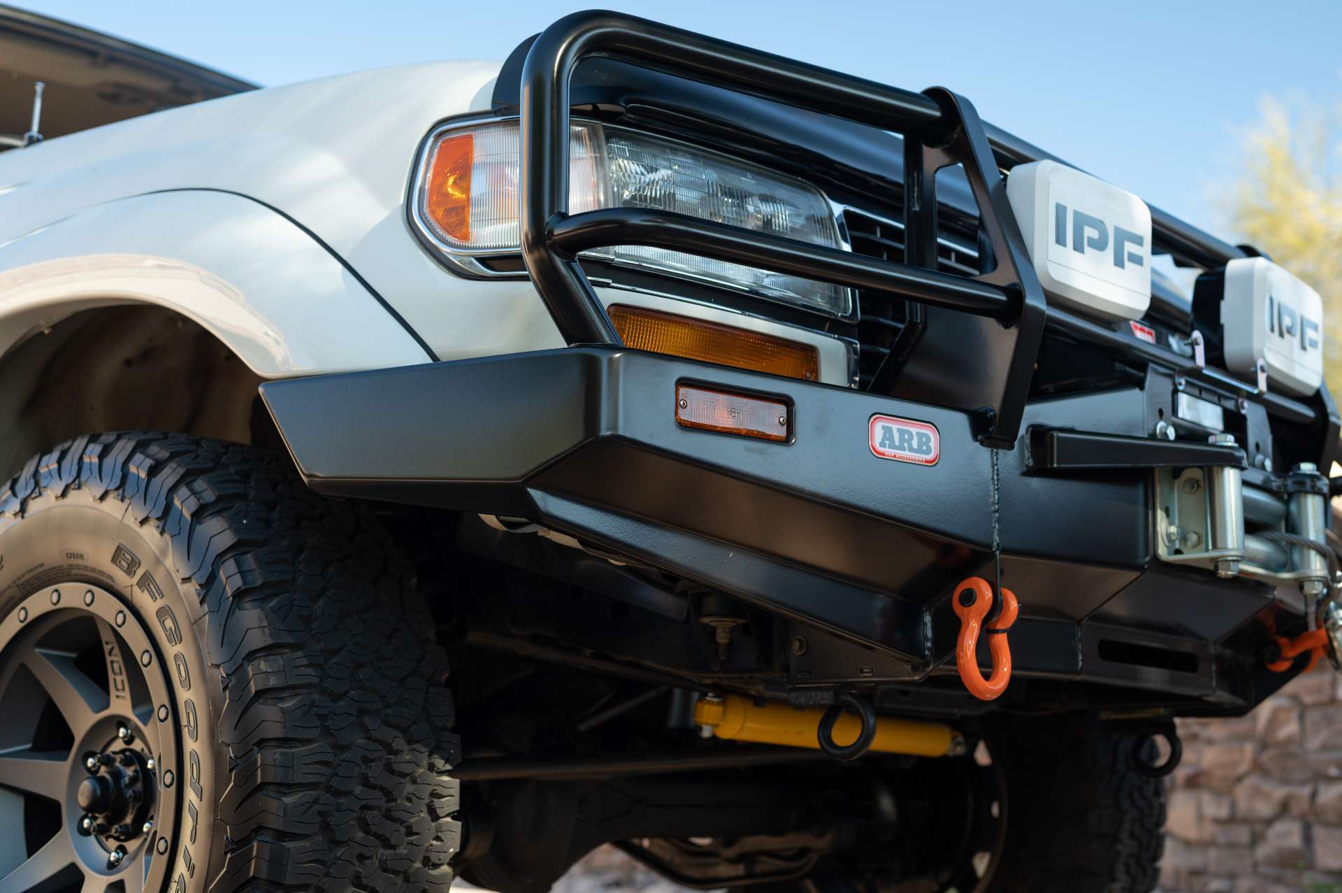 Sold: 1997 Lexus LX 450