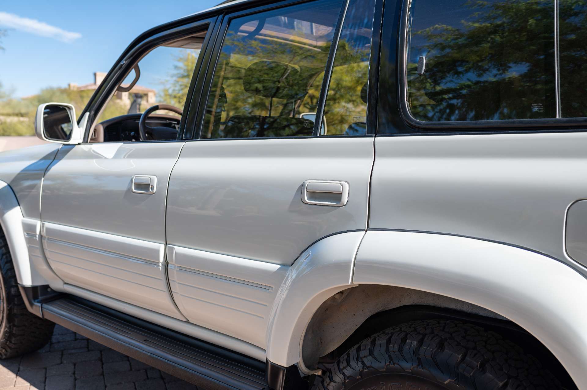 Sold: 1997 Lexus LX 450