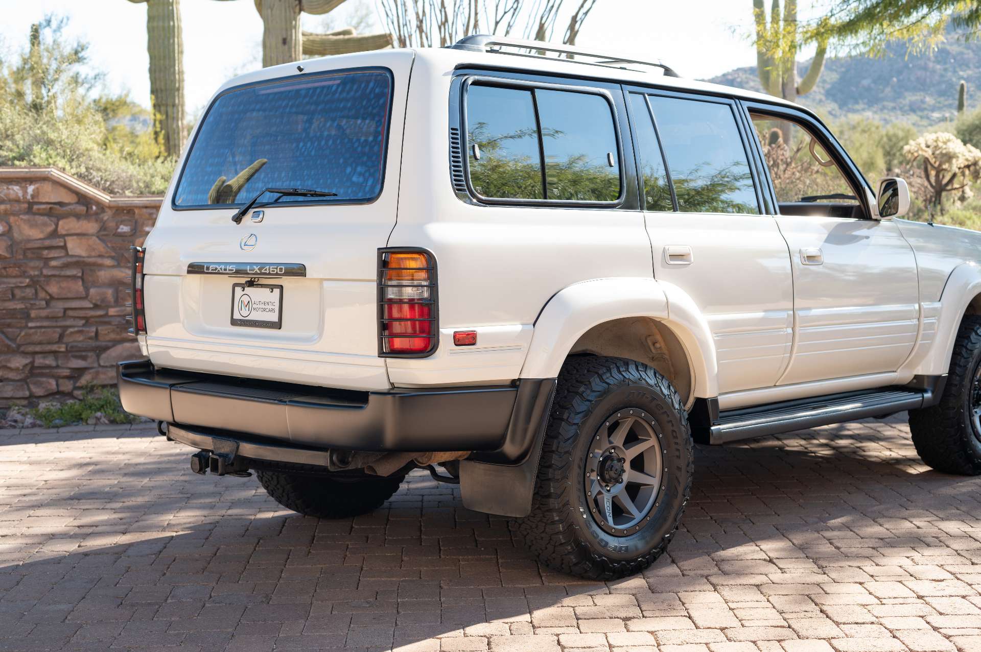 Sold: 1997 Lexus LX 450