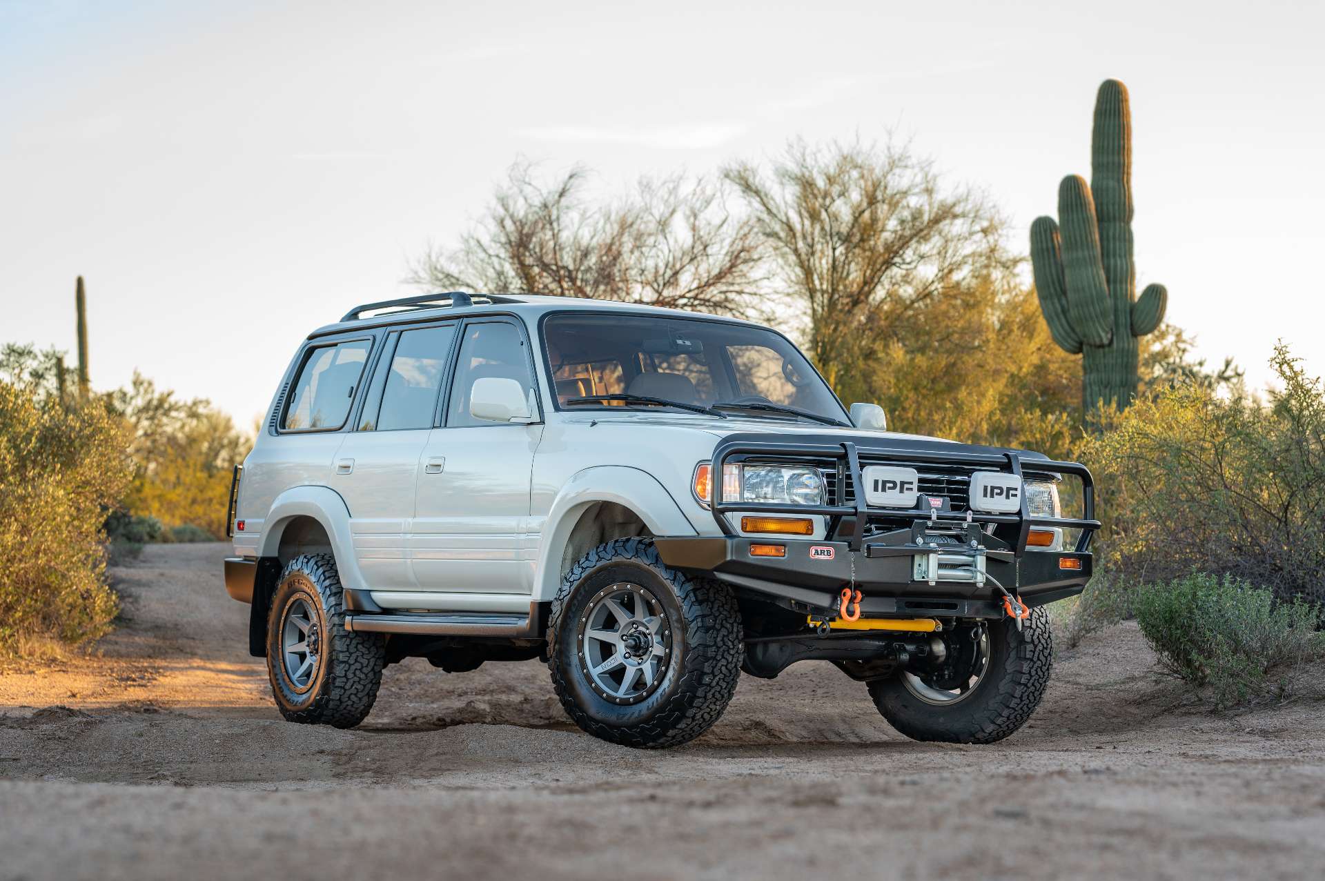 Sold: 1997 Lexus LX 450