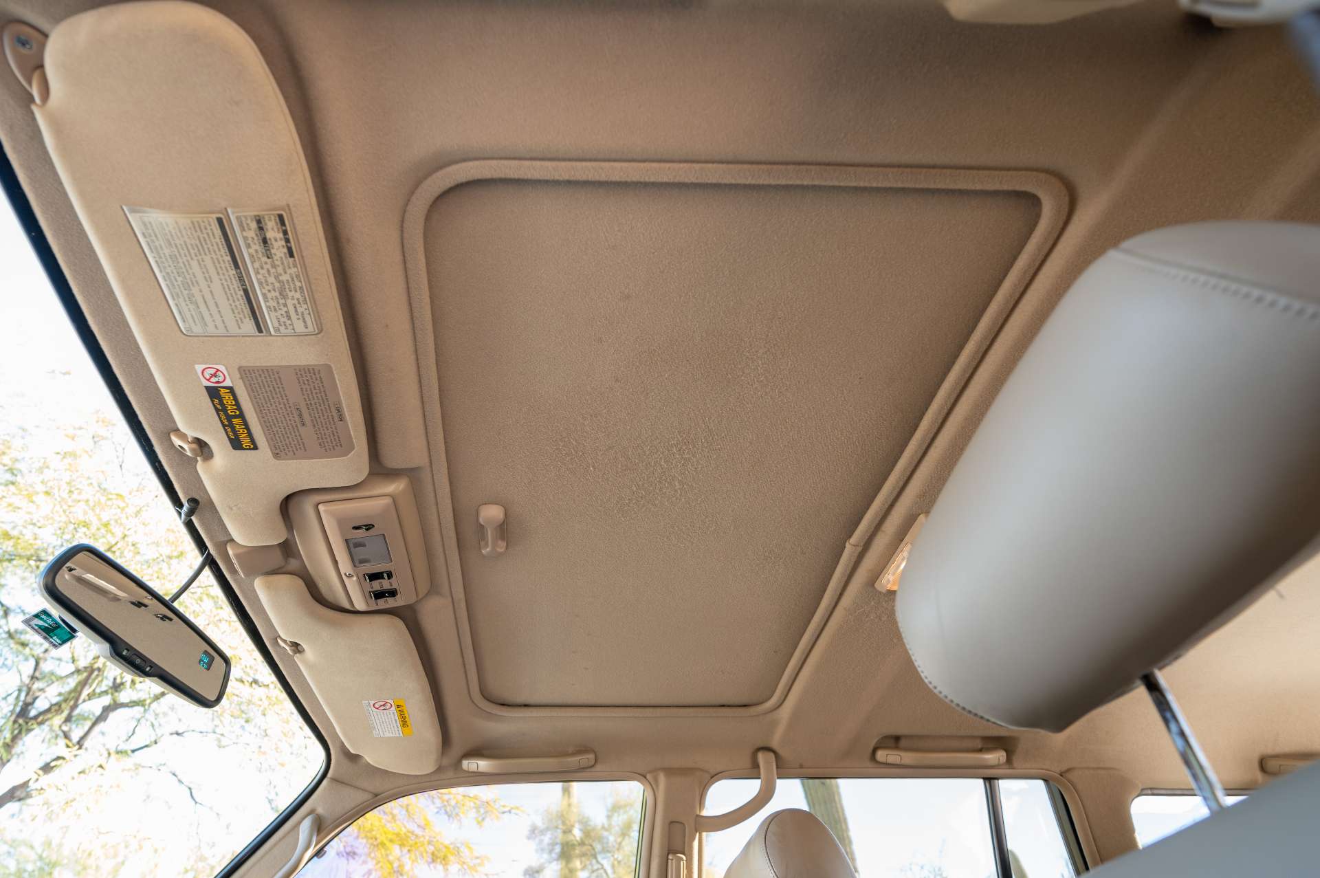 Sold: 1997 Lexus LX 450