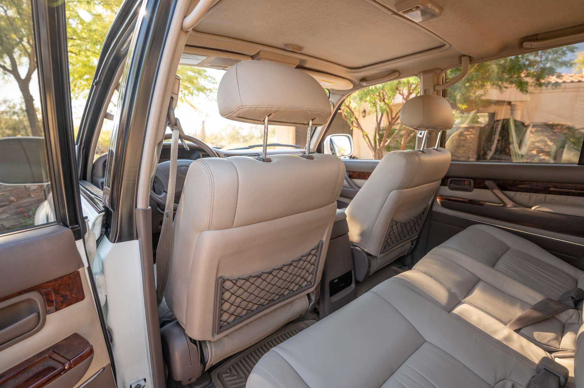 Sold: 1997 Lexus LX 450