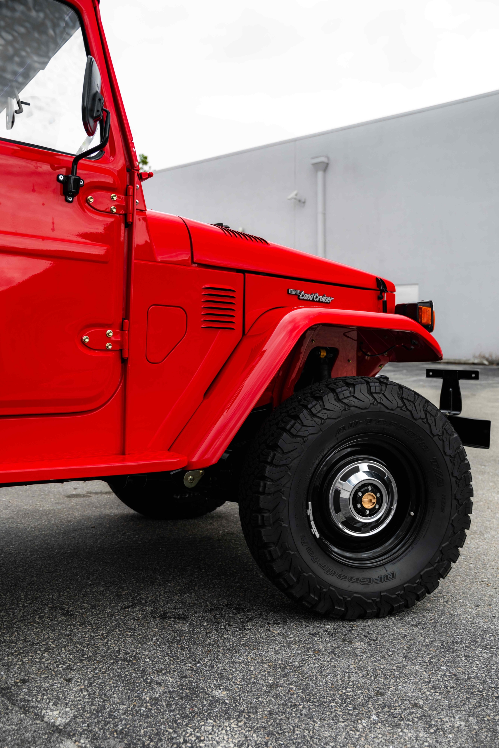 Sold: Restored 1979 Toyota Land Cruiser FJ40