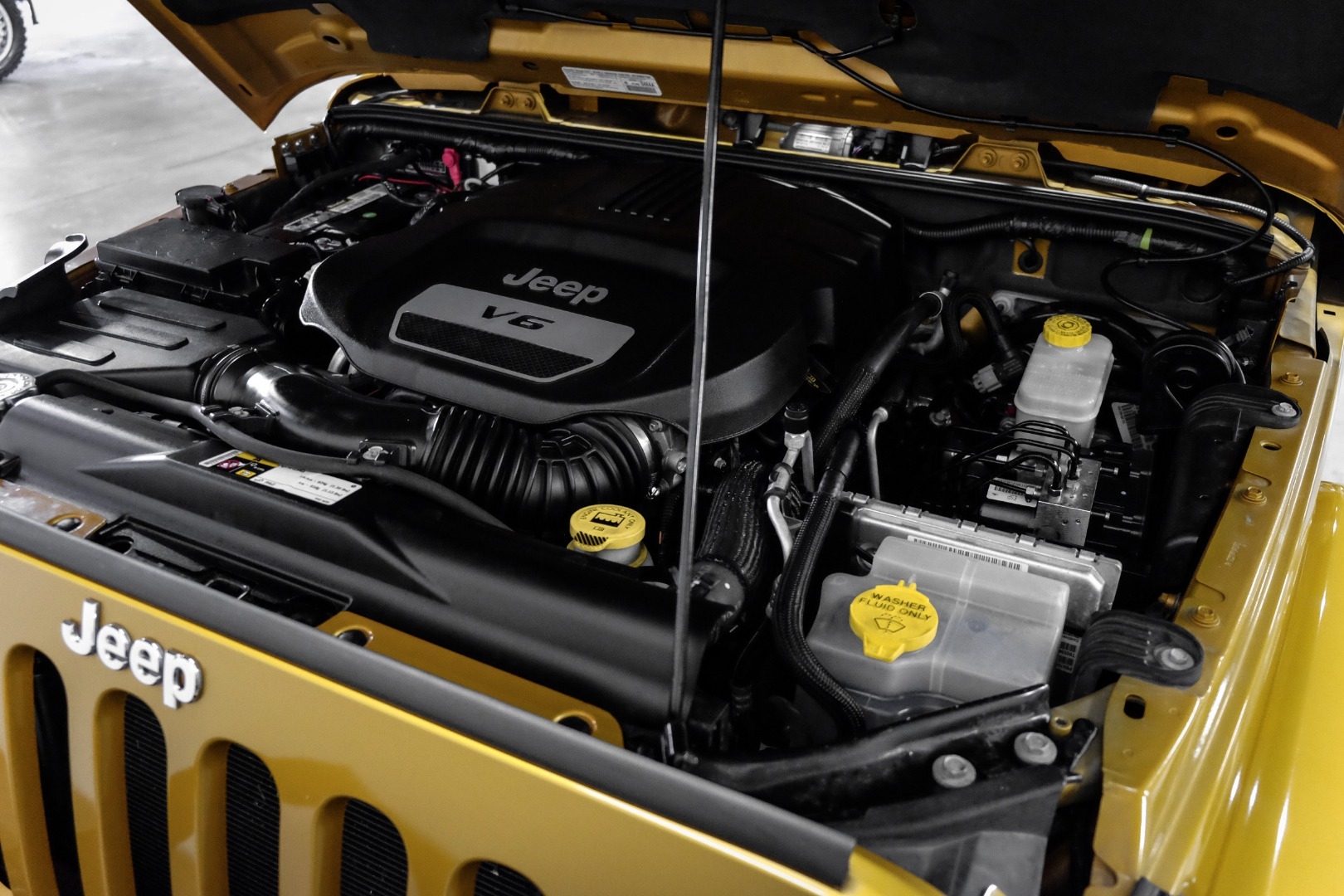 Sold: 2014 Jeep Wrangler Unlimited Sahara