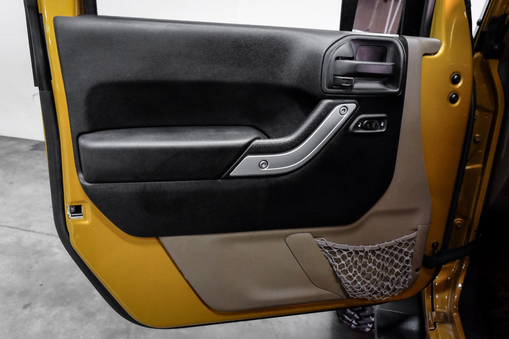 Sold: 2014 Jeep Wrangler Unlimited Sahara