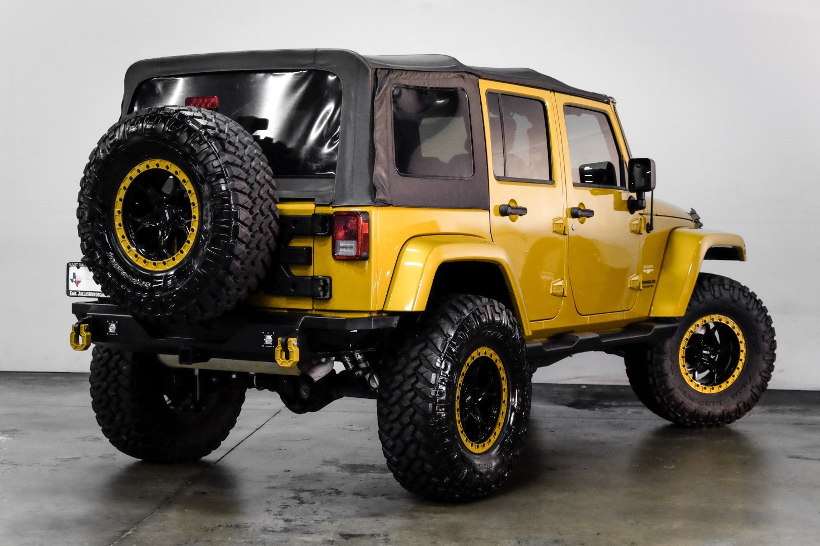 Sold: 2014 Jeep Wrangler Unlimited Sahara