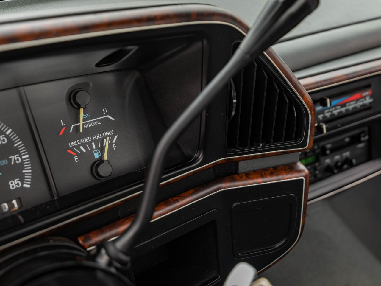 Sold: 1990 Ford F-150 XL Regular Cab 4x4