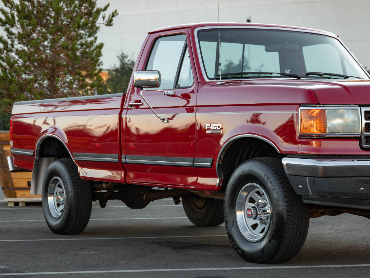Sold: 1990 Ford F-150 XL Regular Cab 4x4