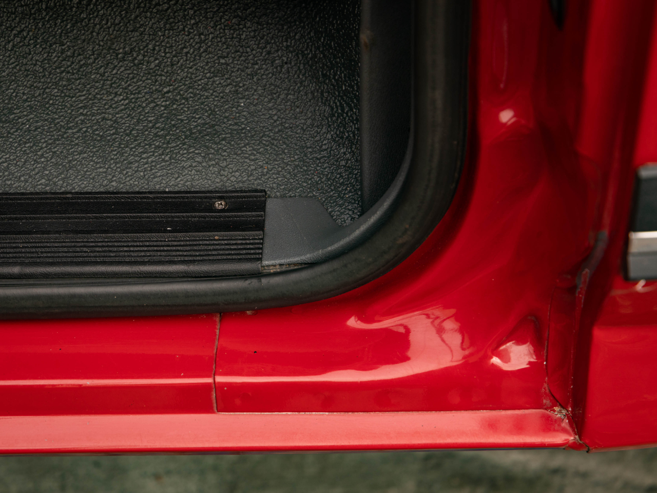 Sold: 1990 Ford F-150 XL Regular Cab 4x4