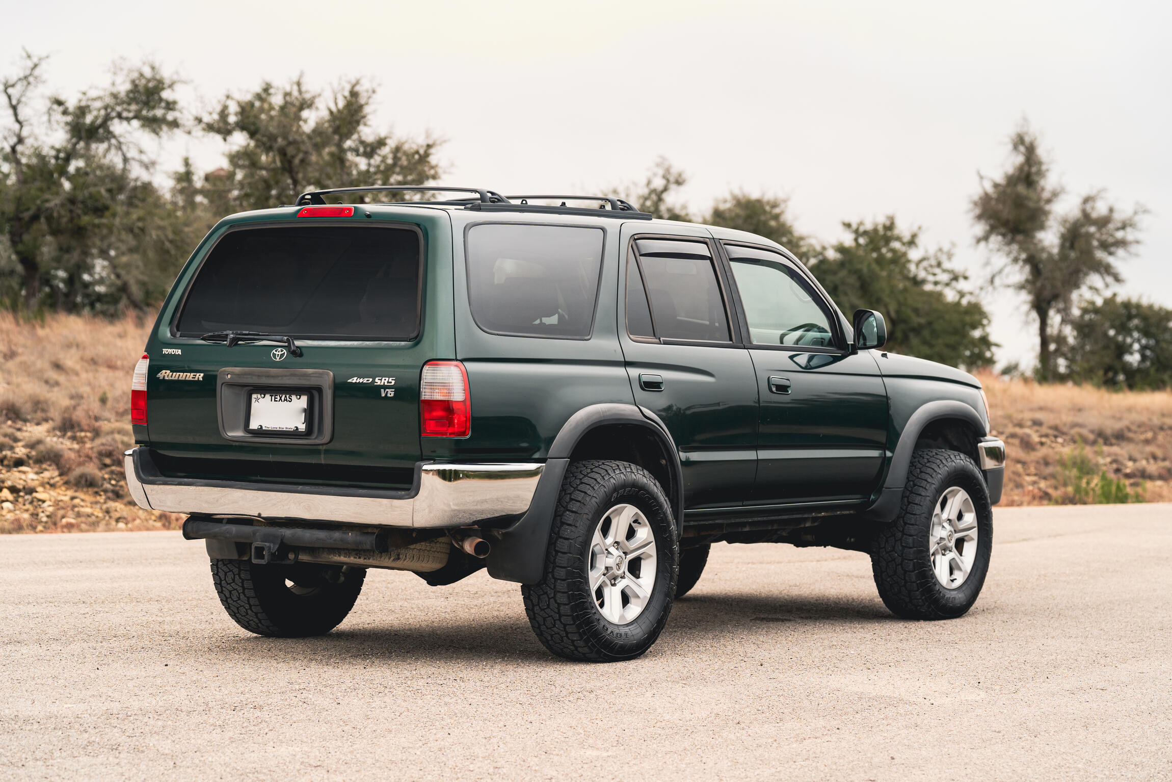 Sold: 2000 Toyota 4Runner SR5 4x4