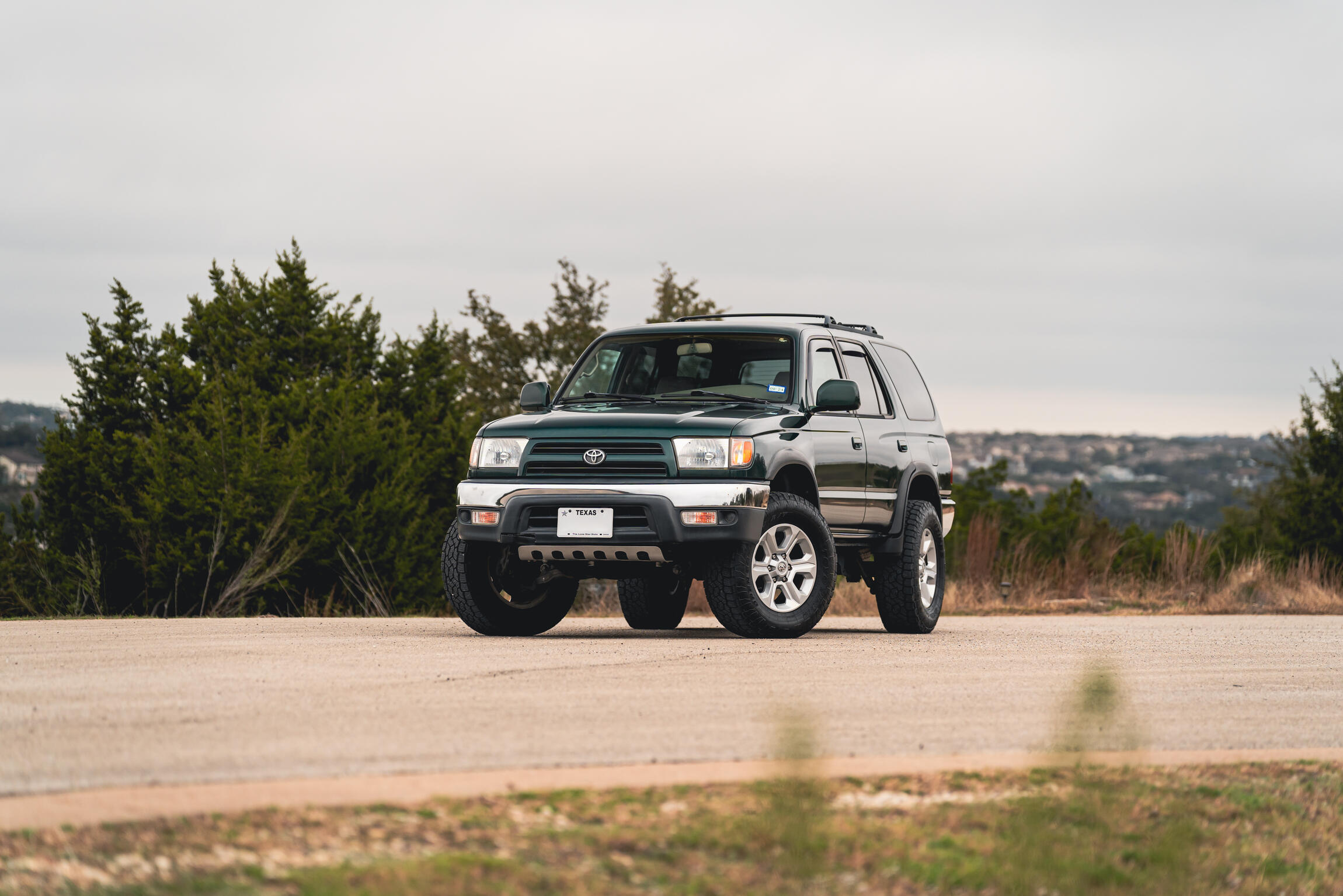 Sold: 2000 Toyota 4Runner SR5 4x4