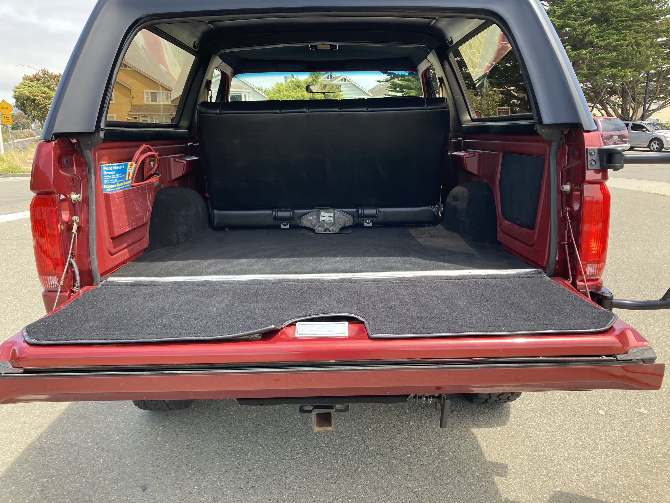 Sold: 1991 Ford Bronco XLT - 3