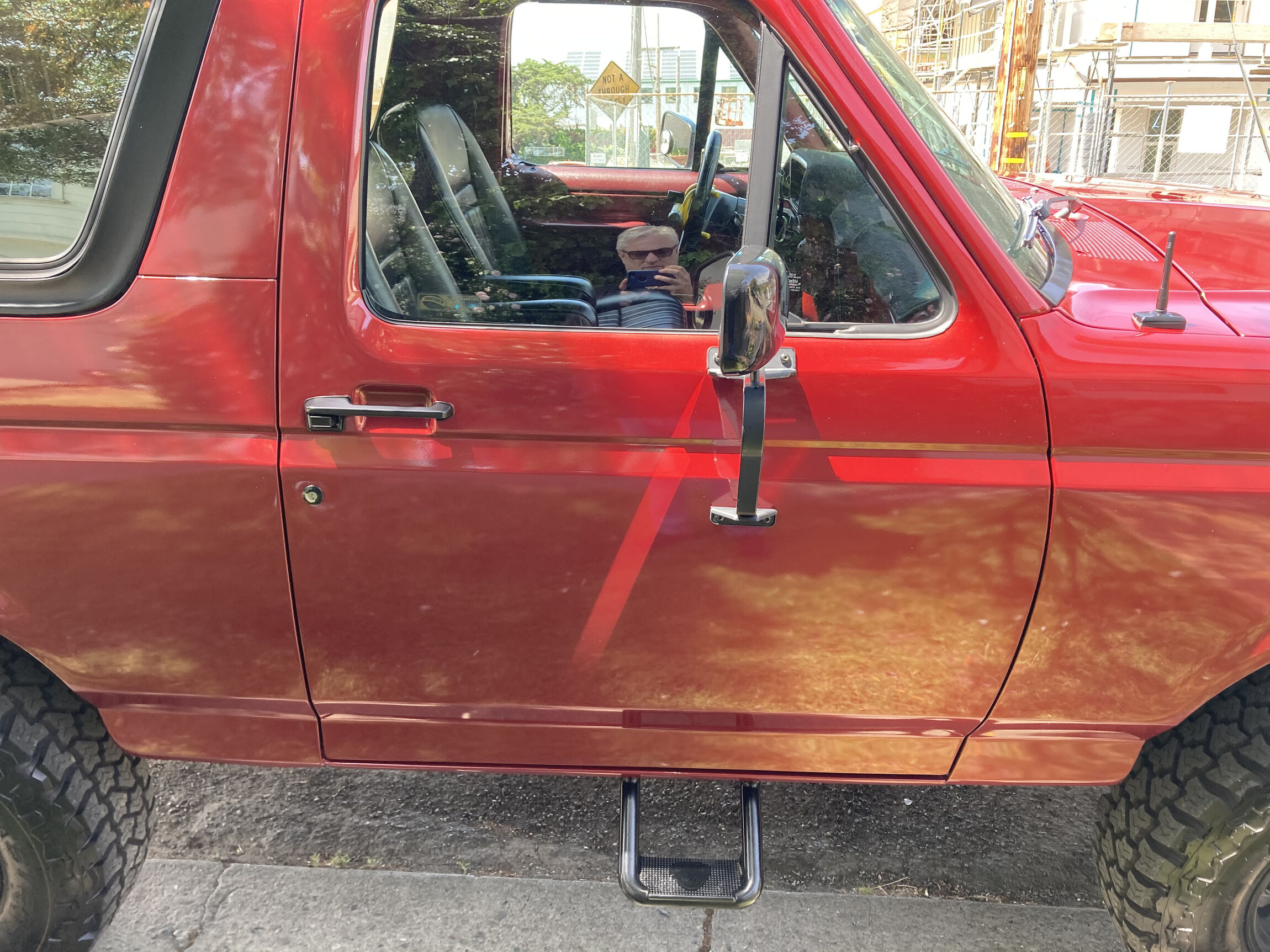 Sold: 1991 Ford Bronco XLT