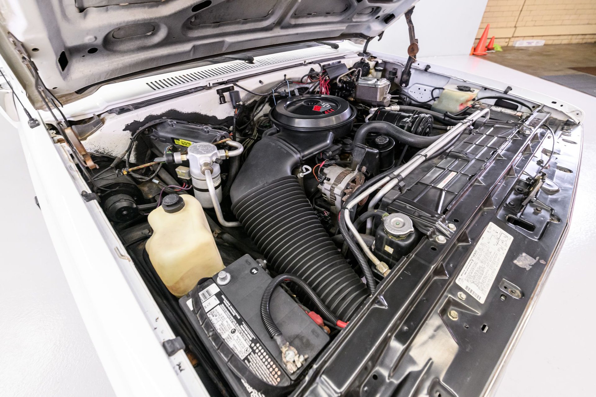 Sold: 1988 Chevrolet Scottsdale V30