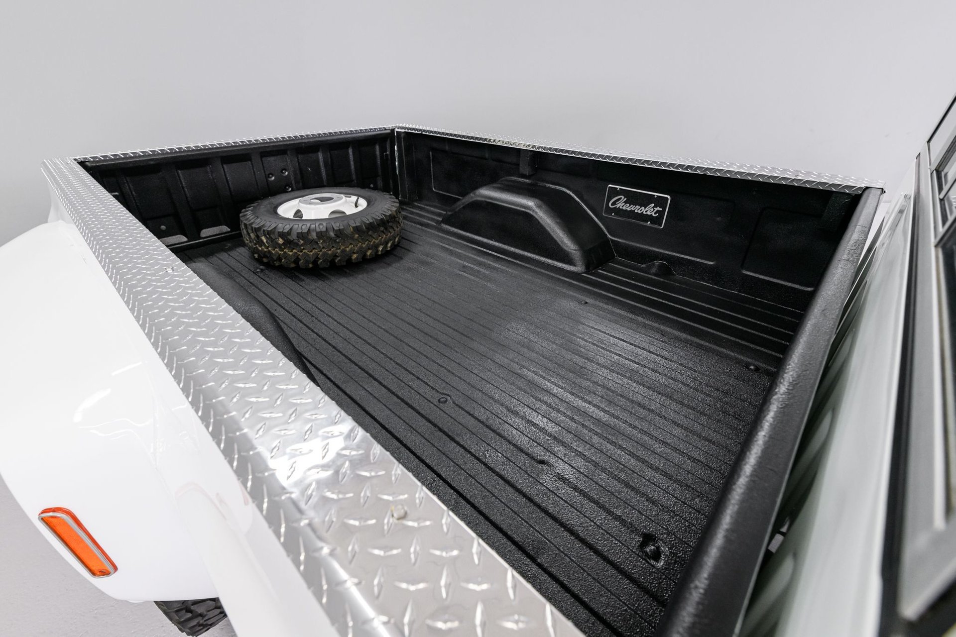 Sold: 1988 Chevrolet Scottsdale V30