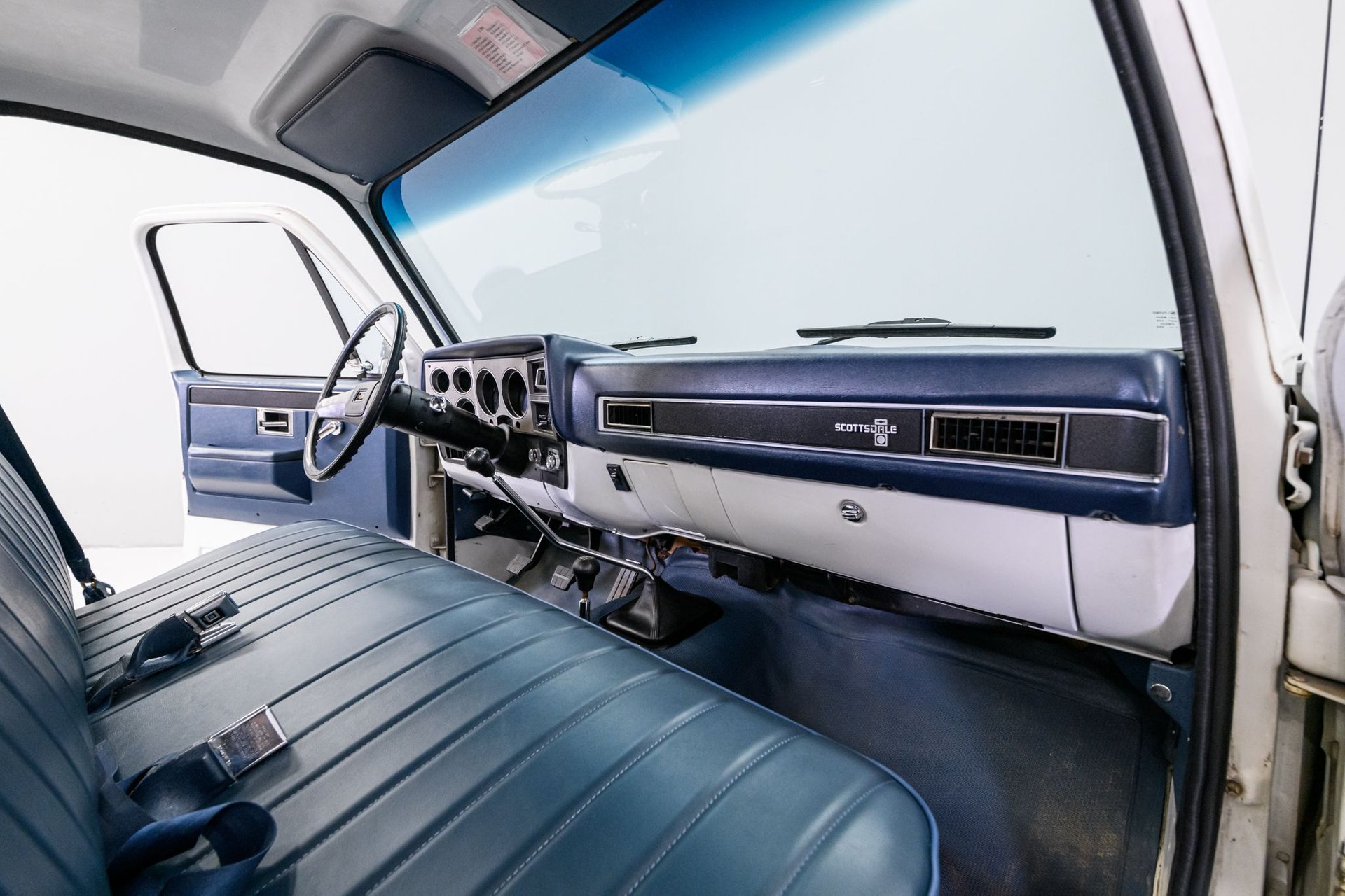 Sold: 1988 Chevrolet Scottsdale V30