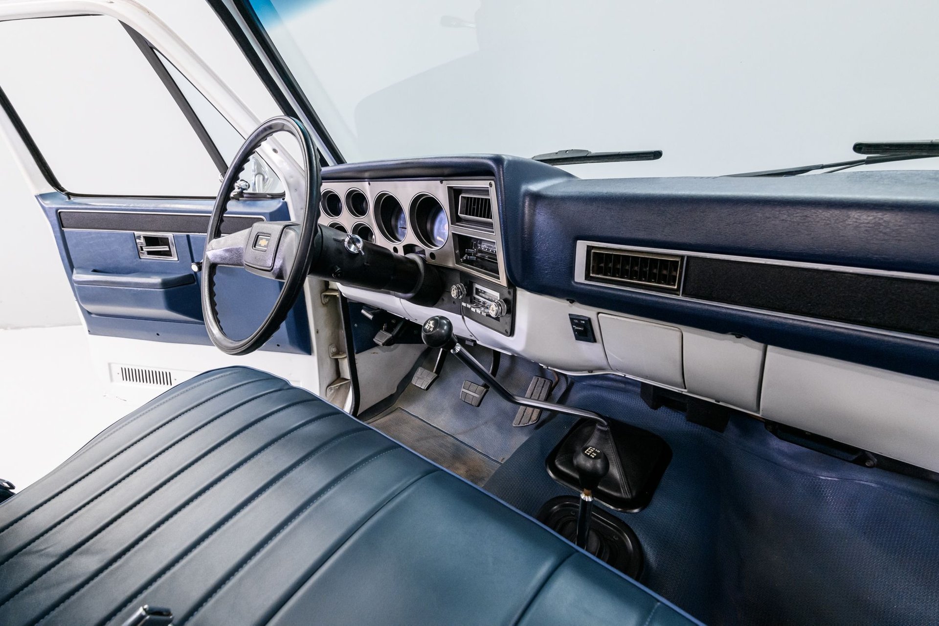 Sold: 1988 Chevrolet Scottsdale V30