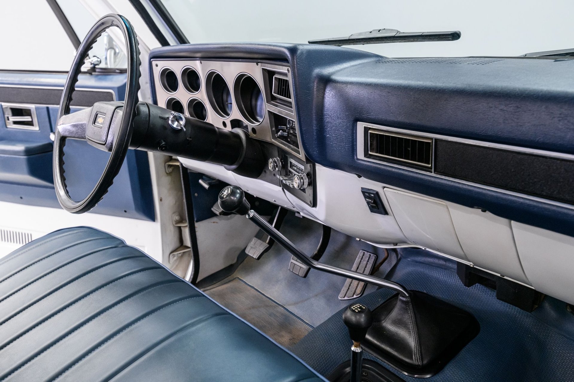 Sold: 1988 Chevrolet Scottsdale V30