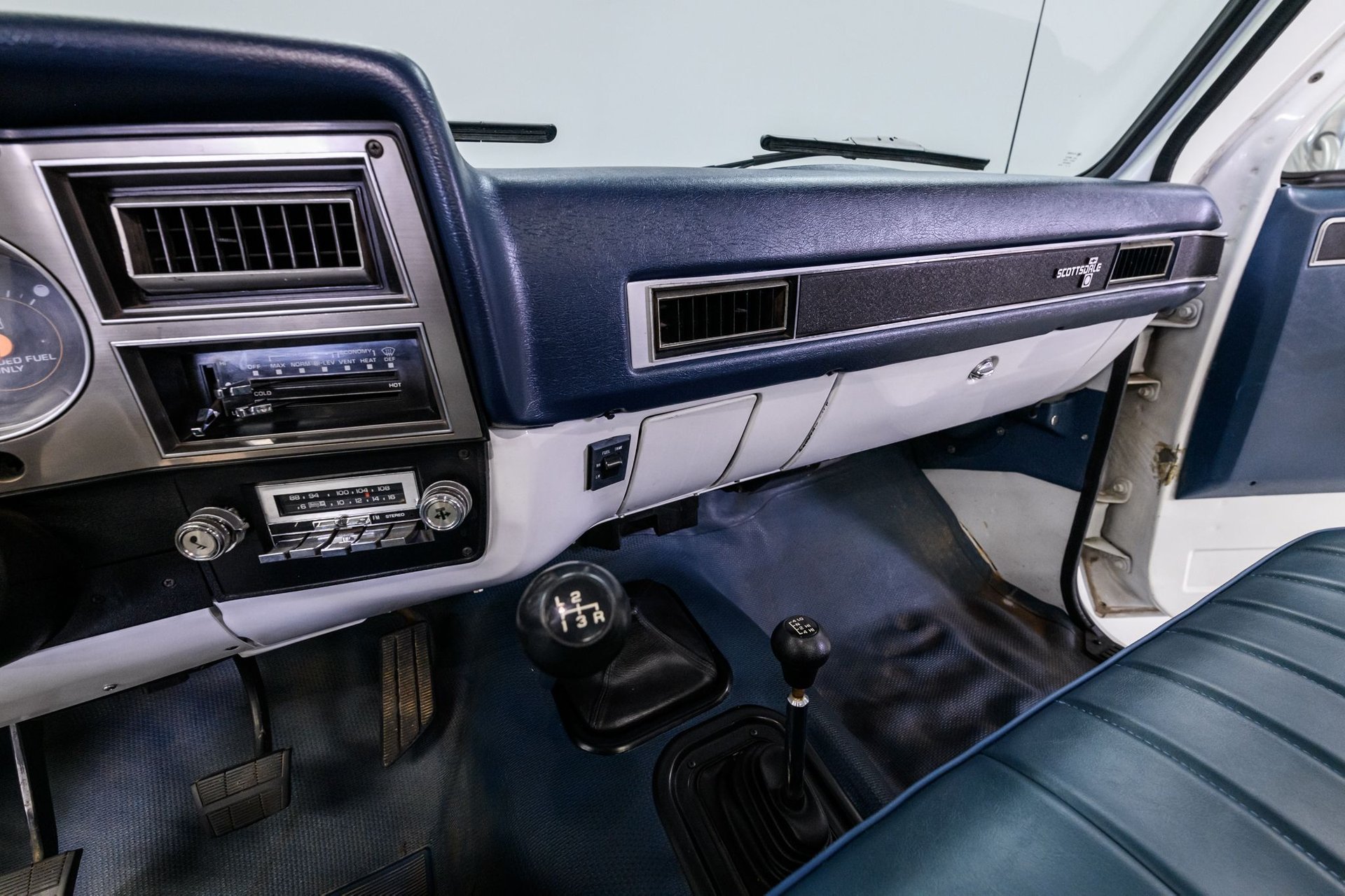 Sold: 1988 Chevrolet Scottsdale V30