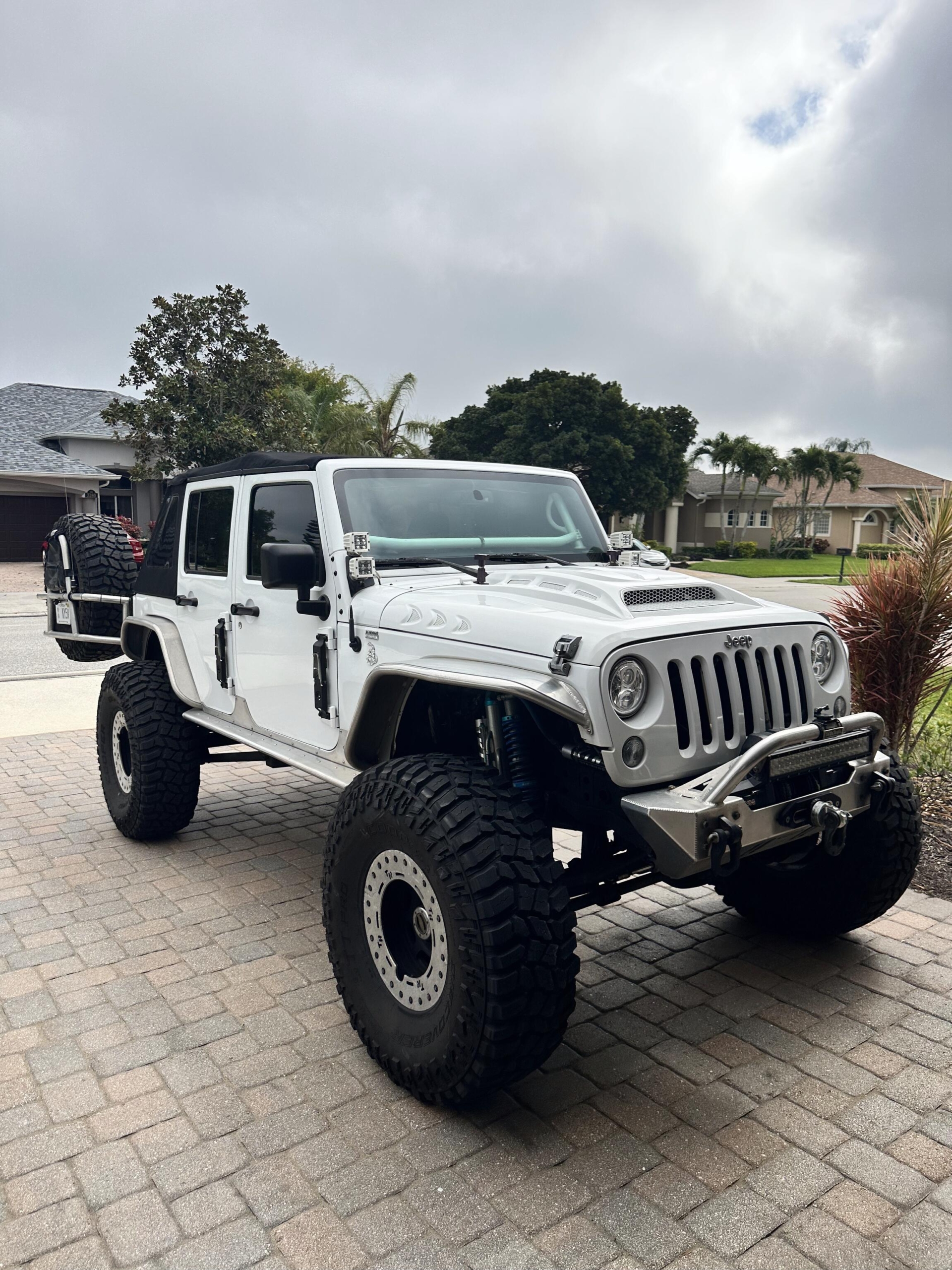 Sold: Heavily-Modified 2015 Jeep Wrangler Unlimited Rubicon
