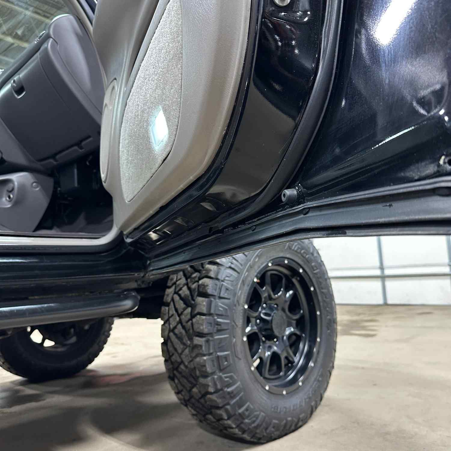 Sold: Modified 2005 Toyota Sequoia SR5