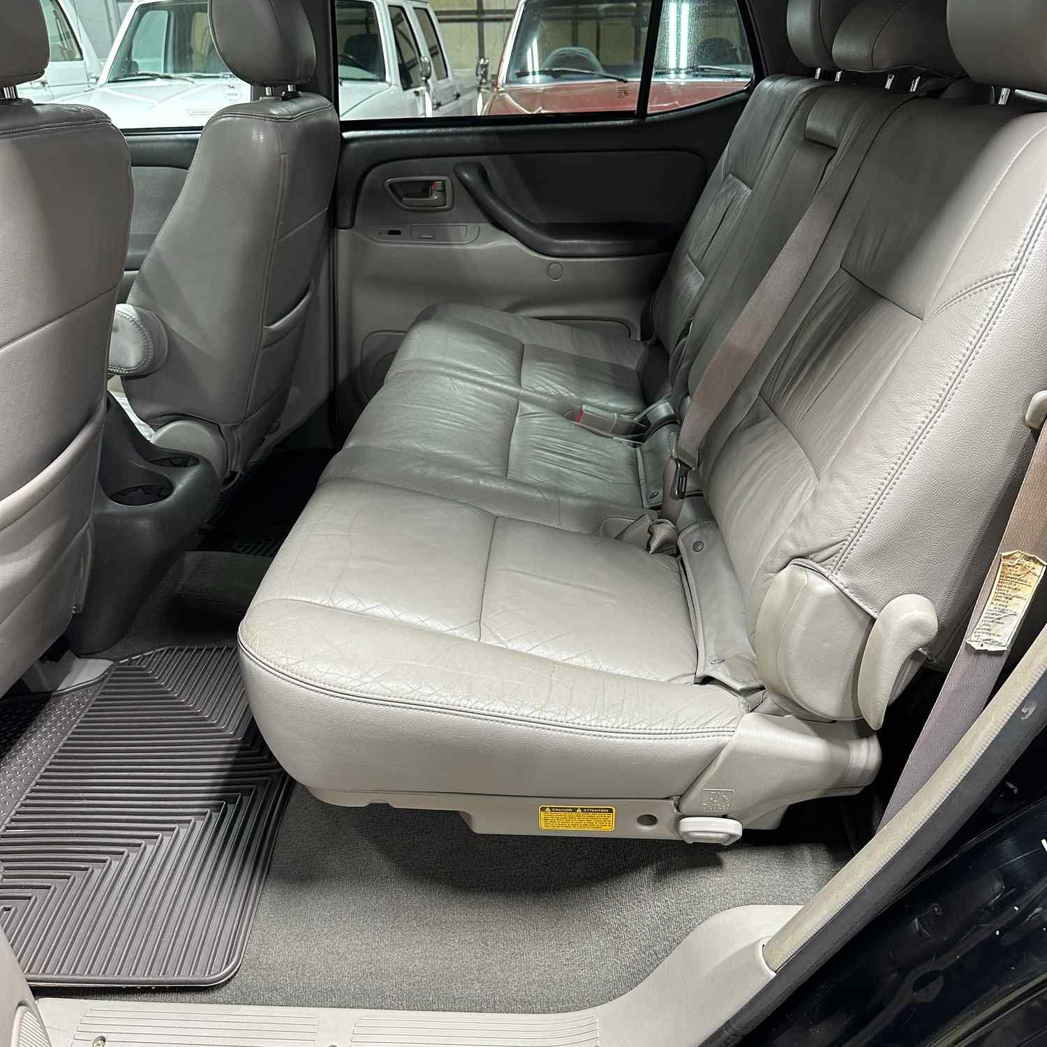 Sold: Modified 2005 Toyota Sequoia SR5