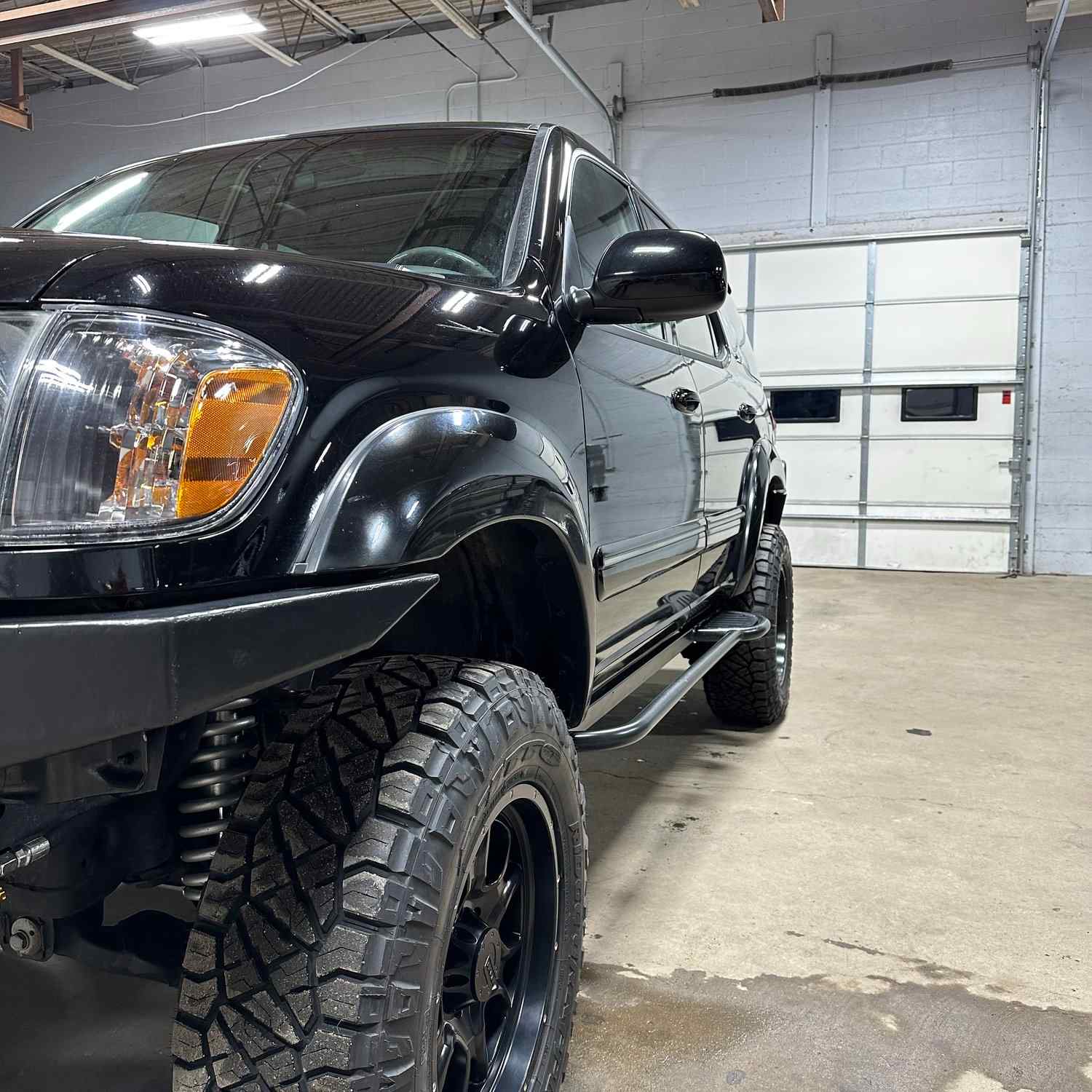 Sold: Modified 2005 Toyota Sequoia SR5