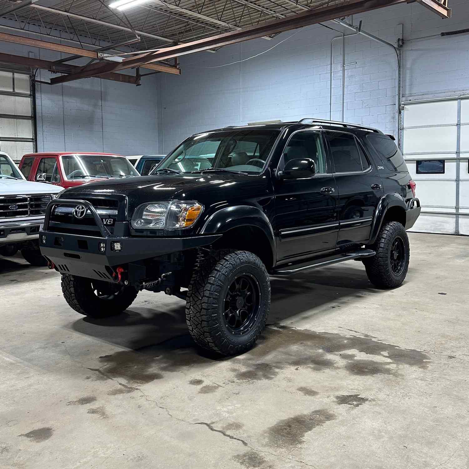 Sold: Modified 2005 Toyota Sequoia SR5