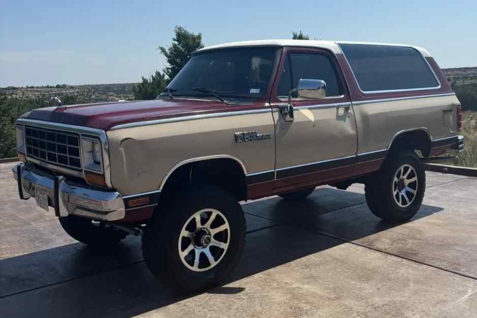  Dodge Ramcharger