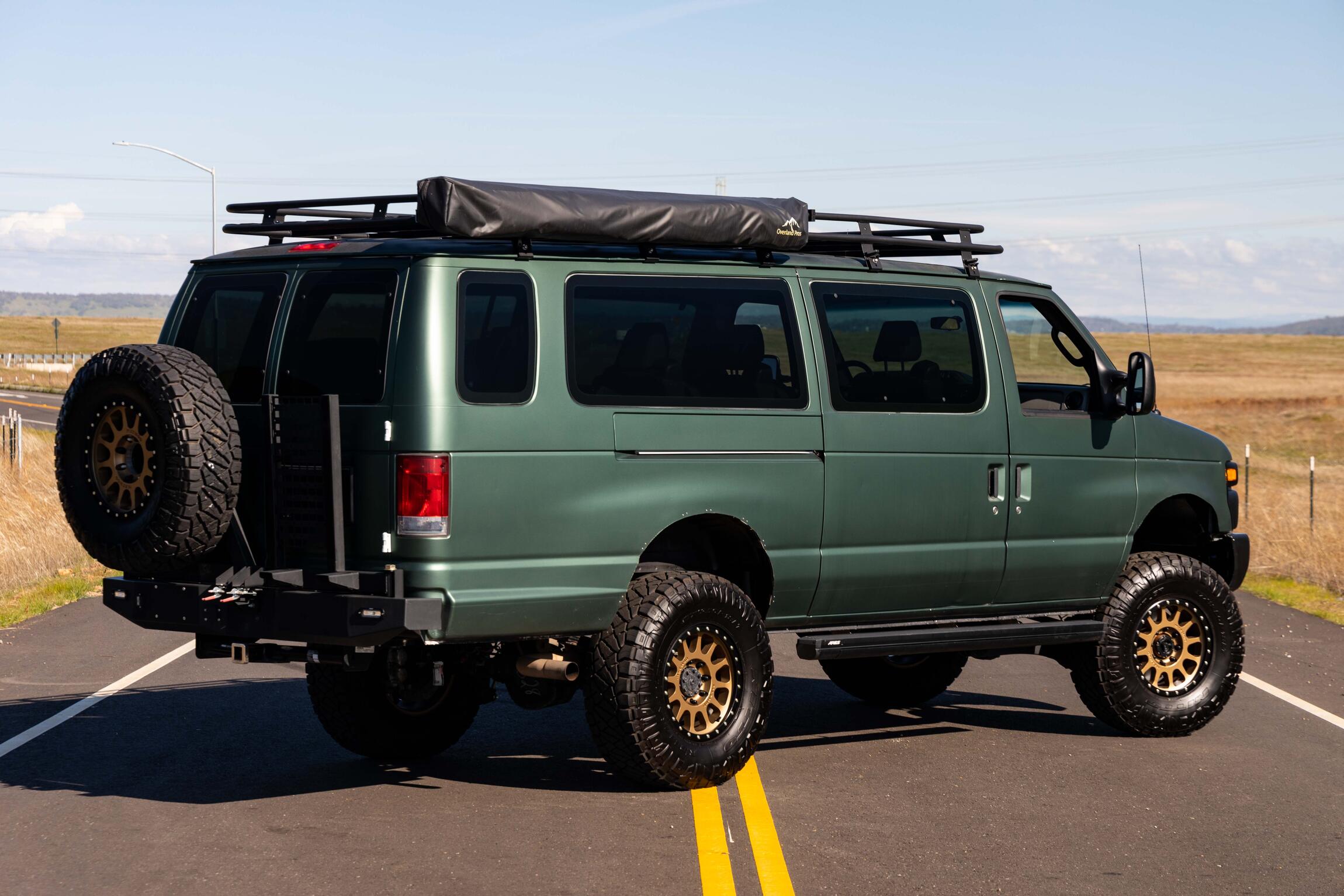 SOLD: 2009 Ford E-350 Super Duty XL 4x4