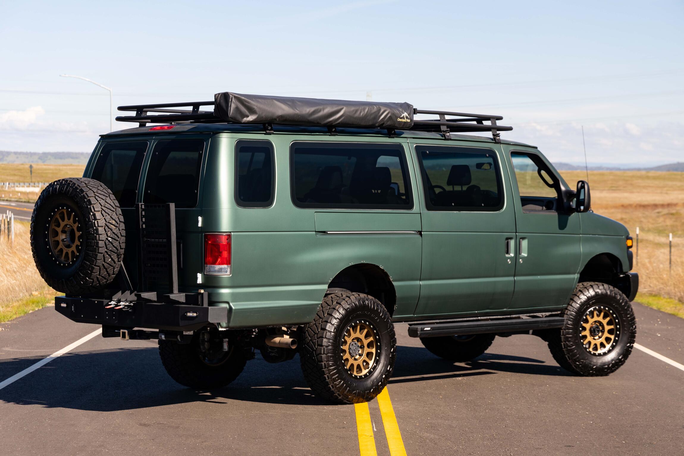 SOLD: 2009 Ford E-350 Super Duty XL 4x4