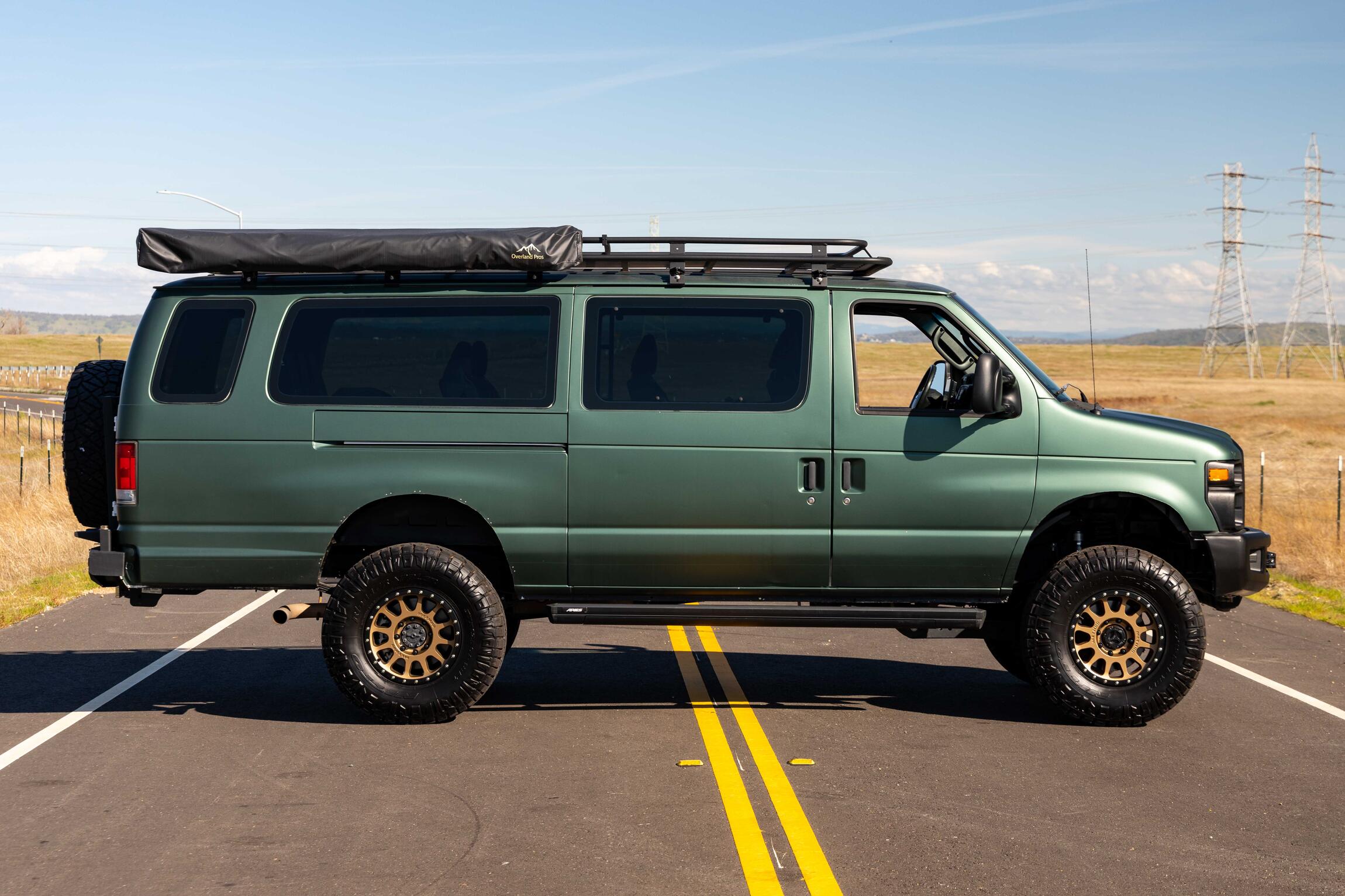 SOLD: 2009 Ford E-350 Super Duty XL 4x4