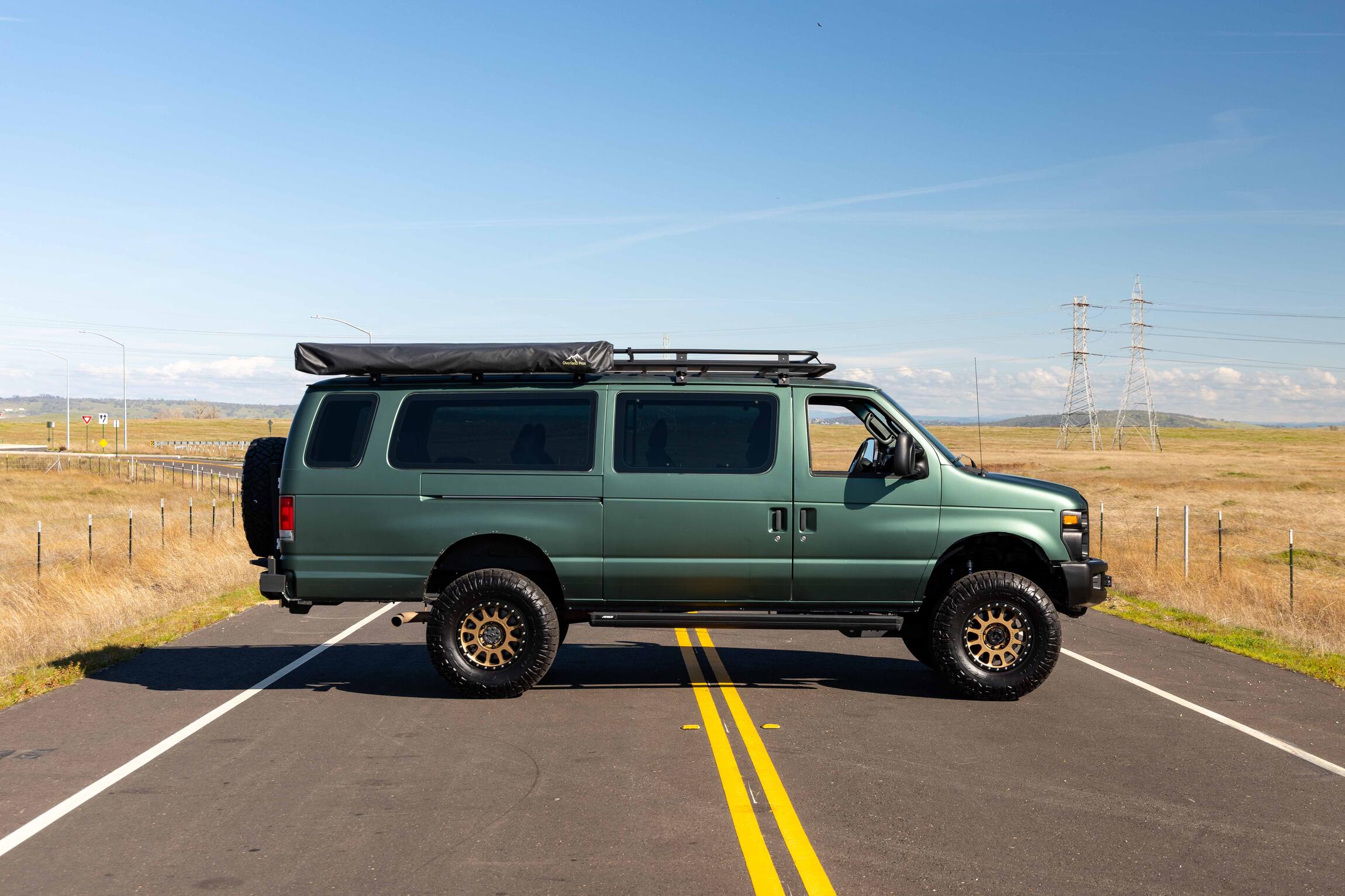 SOLD: 2009 Ford E-350 Super Duty XL 4x4