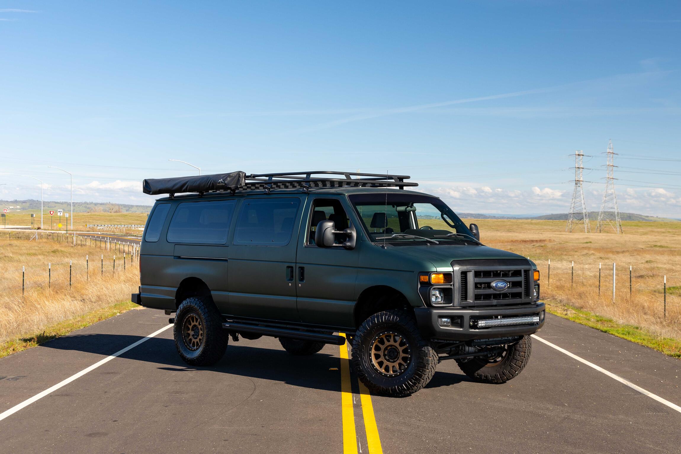 SOLD: 2009 Ford E-350 Super Duty XL 4x4