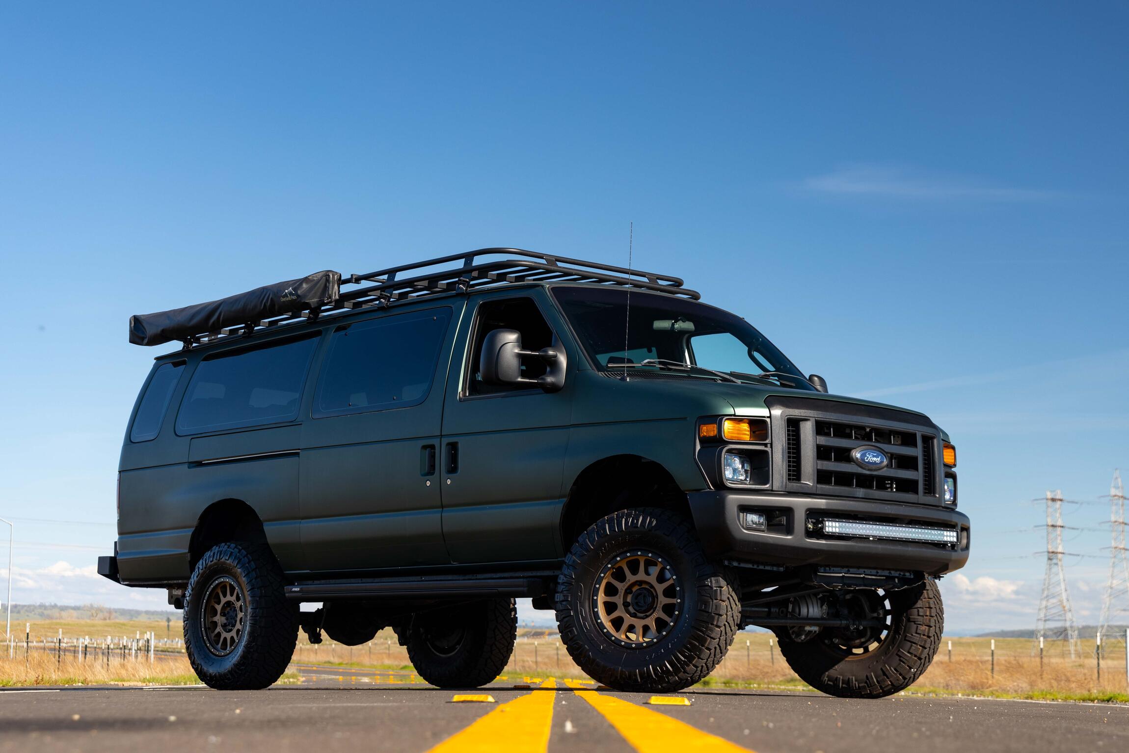 SOLD: 2009 Ford E-350 Super Duty XL 4x4