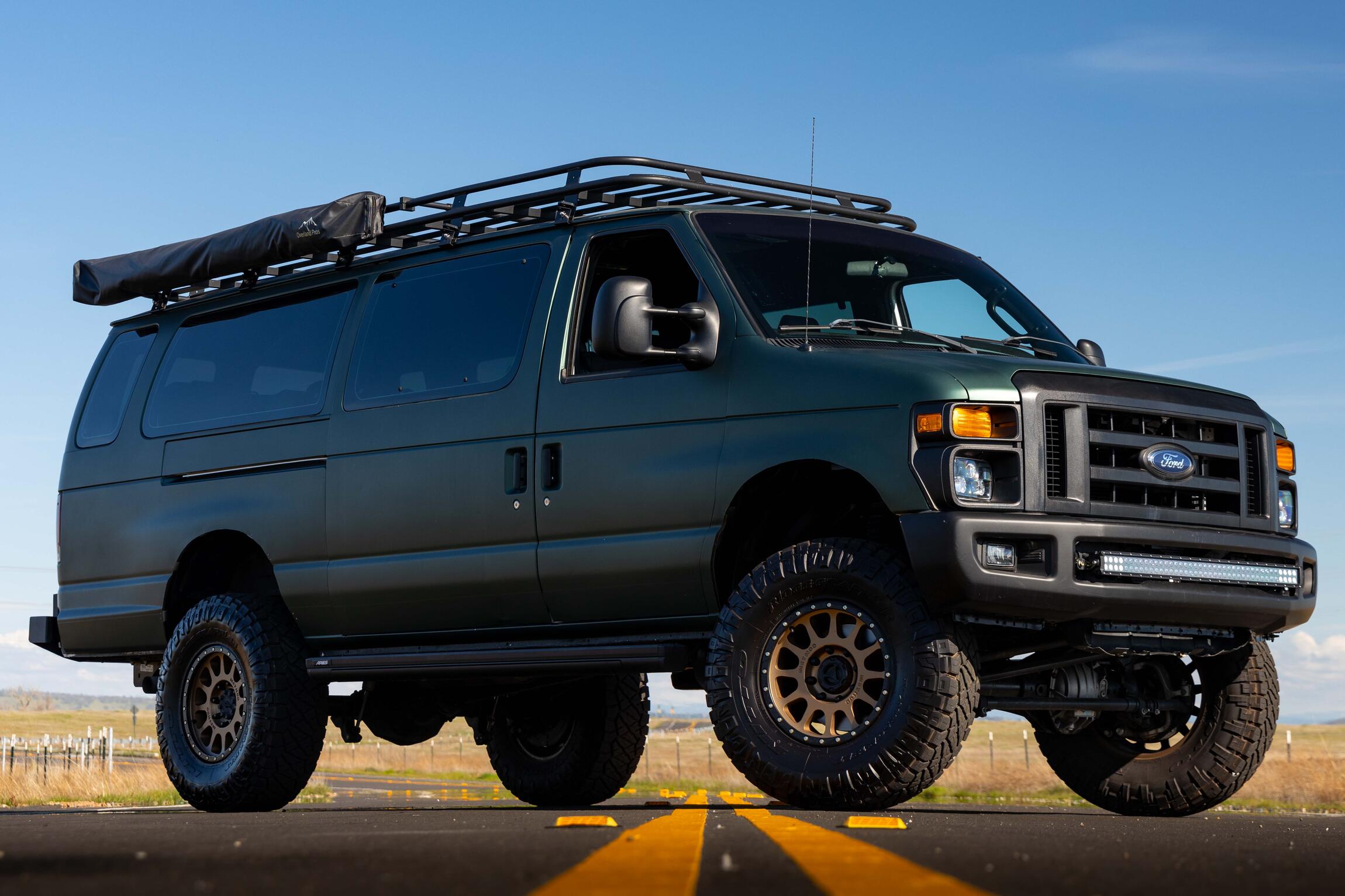 SOLD: 2009 Ford E-350 Super Duty XL 4x4