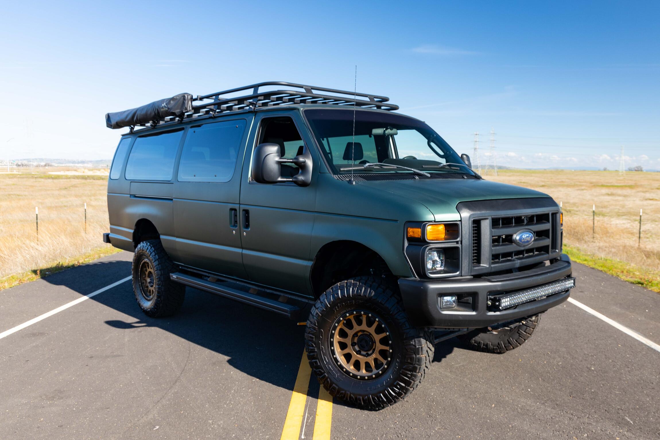 SOLD: 2009 Ford E-350 Super Duty XL 4x4