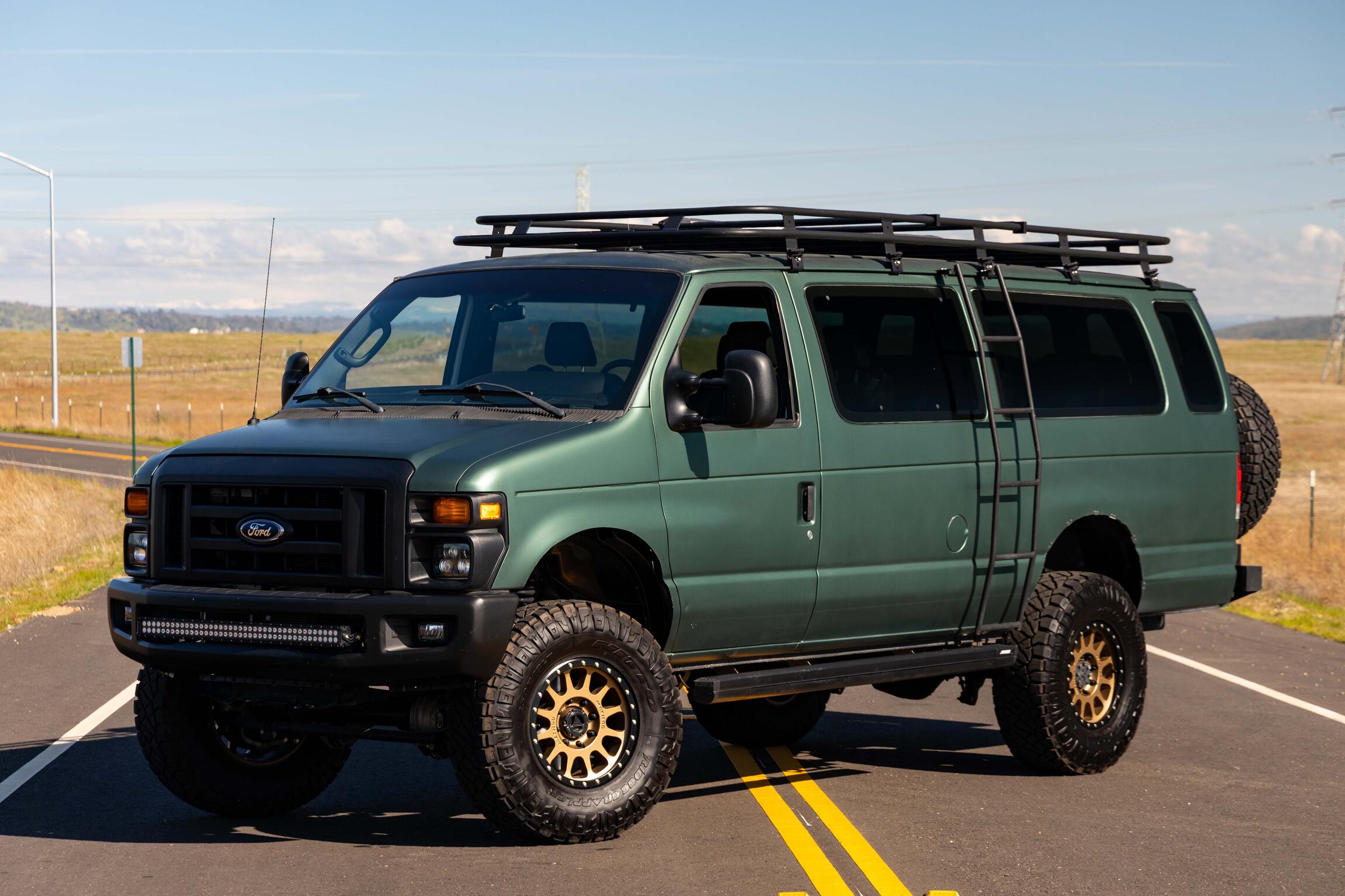 SOLD: 2009 Ford E-350 Super Duty XL 4x4