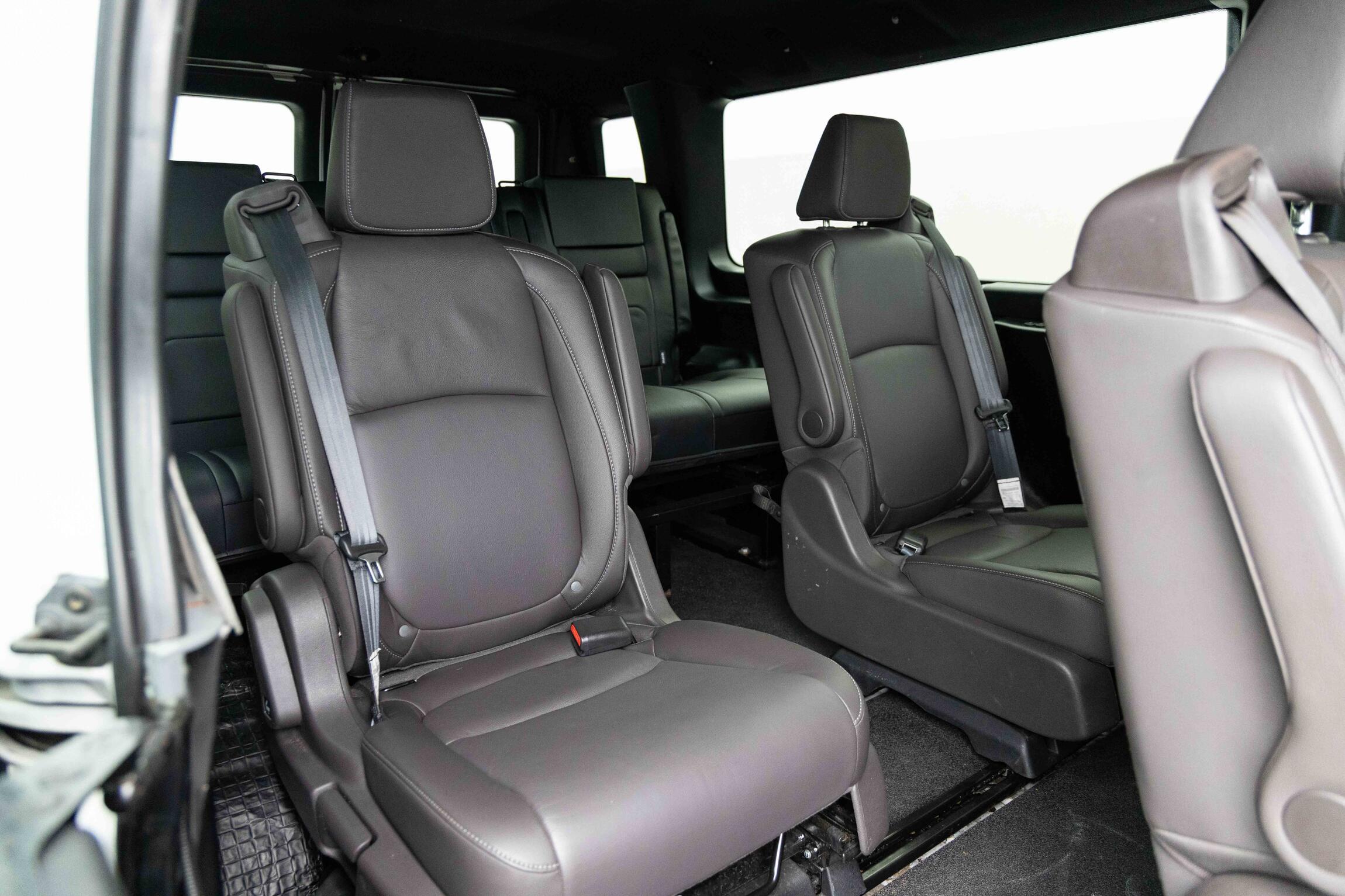 SOLD: 2009 Ford E-350 Super Duty XL 4x4