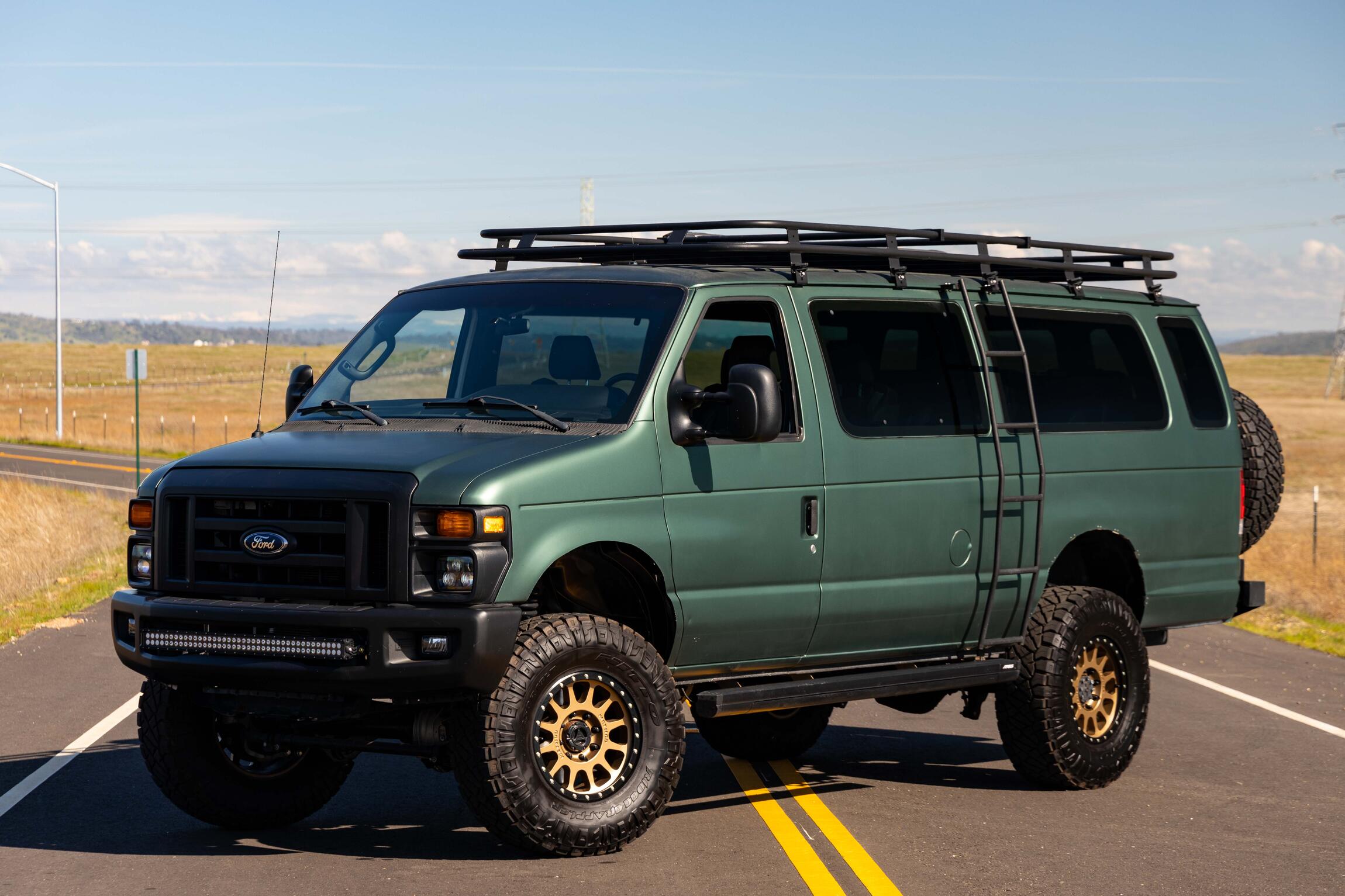 SOLD: 2009 Ford E-350 Super Duty XL 4x4