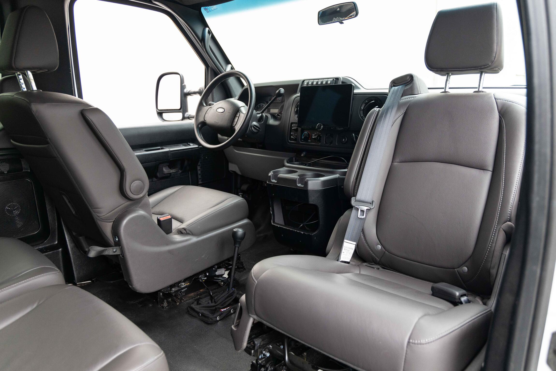 SOLD: 2009 Ford E-350 Super Duty XL 4x4