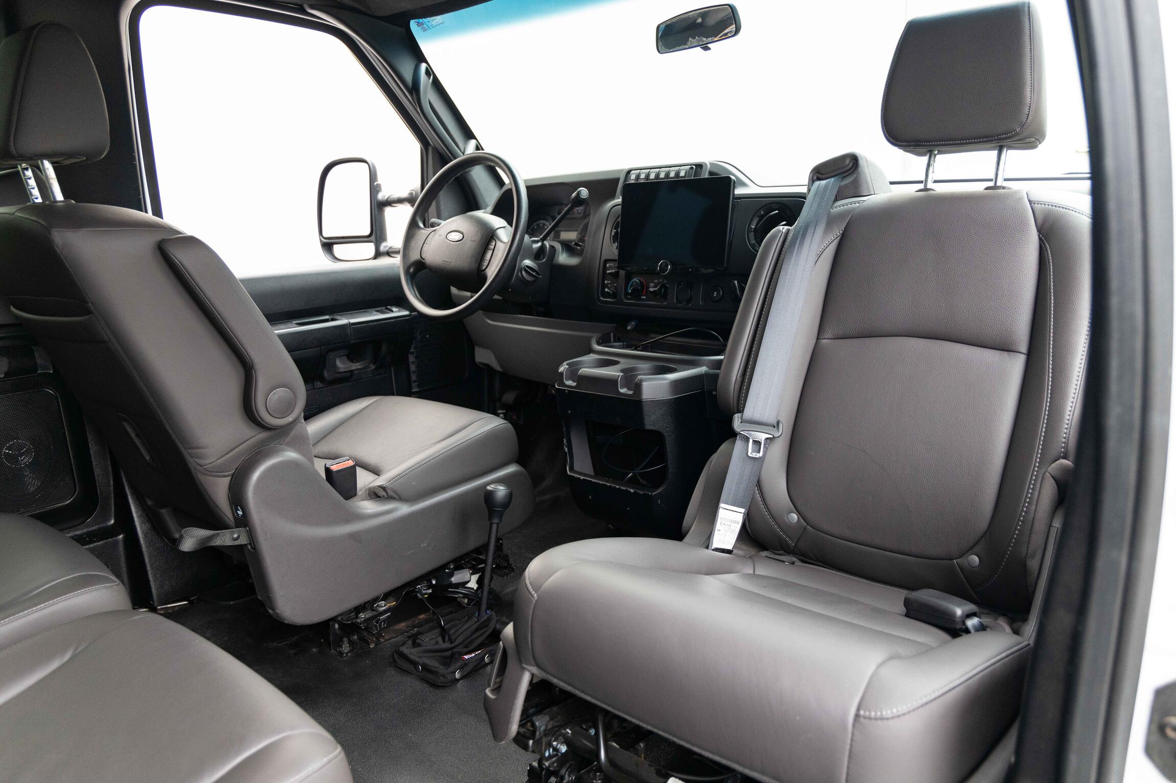 SOLD: 2009 Ford E-350 Super Duty XL 4x4