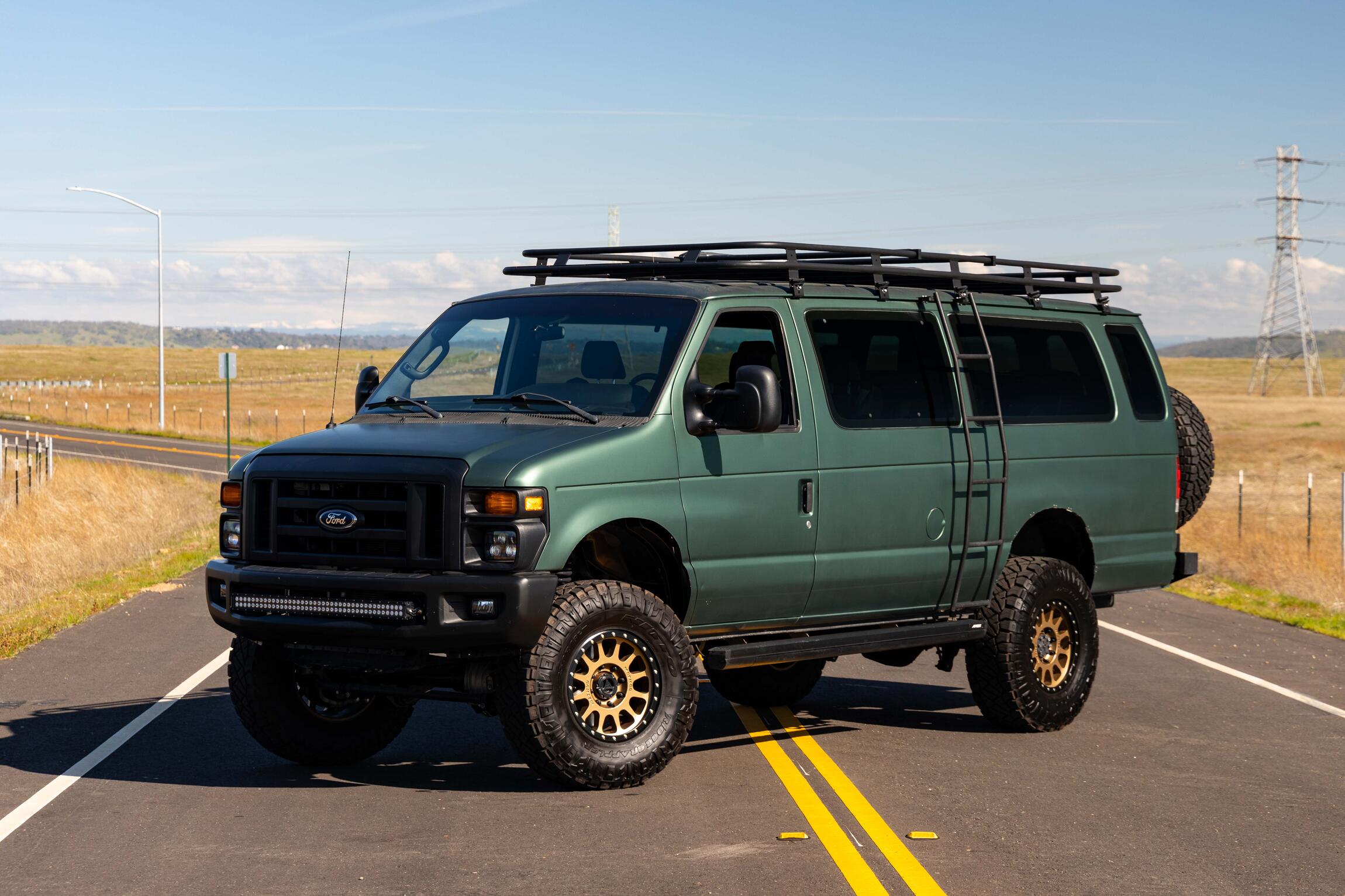 SOLD: 2009 Ford E-350 Super Duty XL 4x4