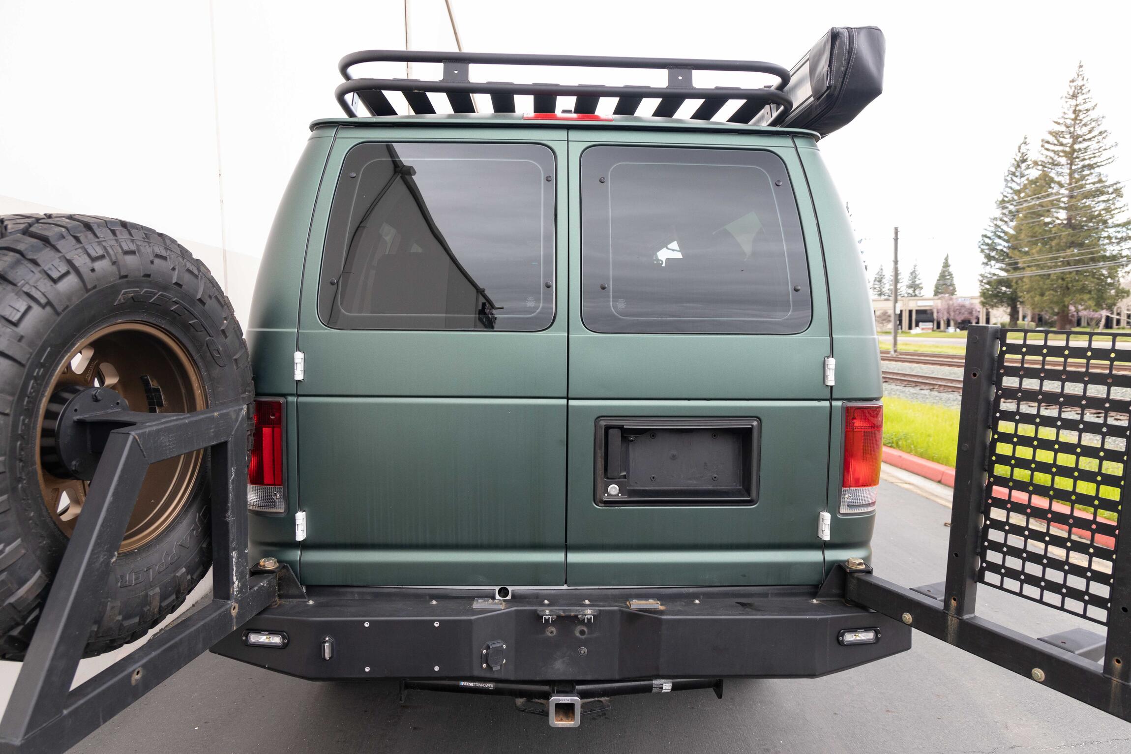 SOLD: 2009 Ford E-350 Super Duty XL 4x4