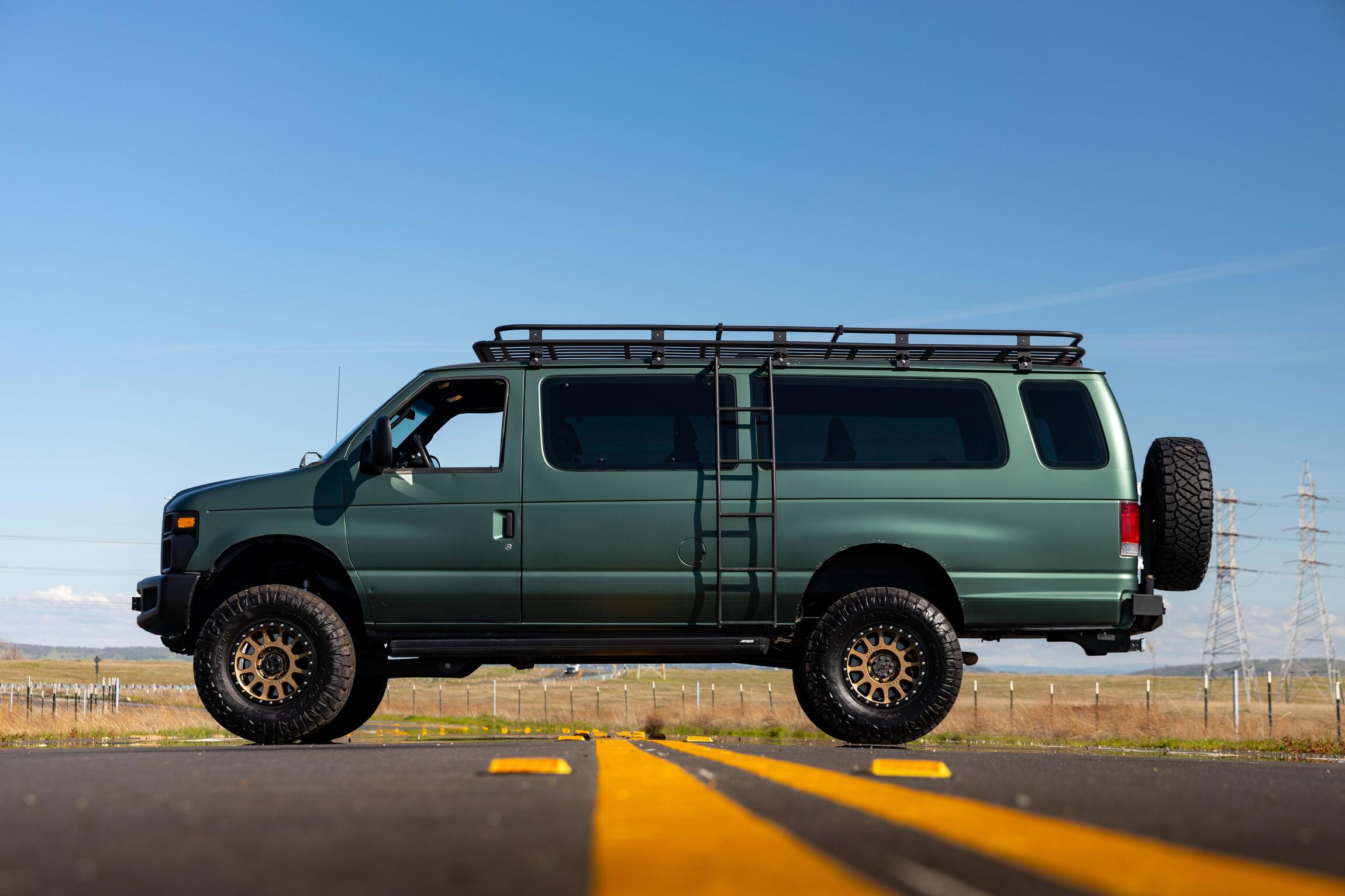SOLD: 2009 Ford E-350 Super Duty XL 4x4